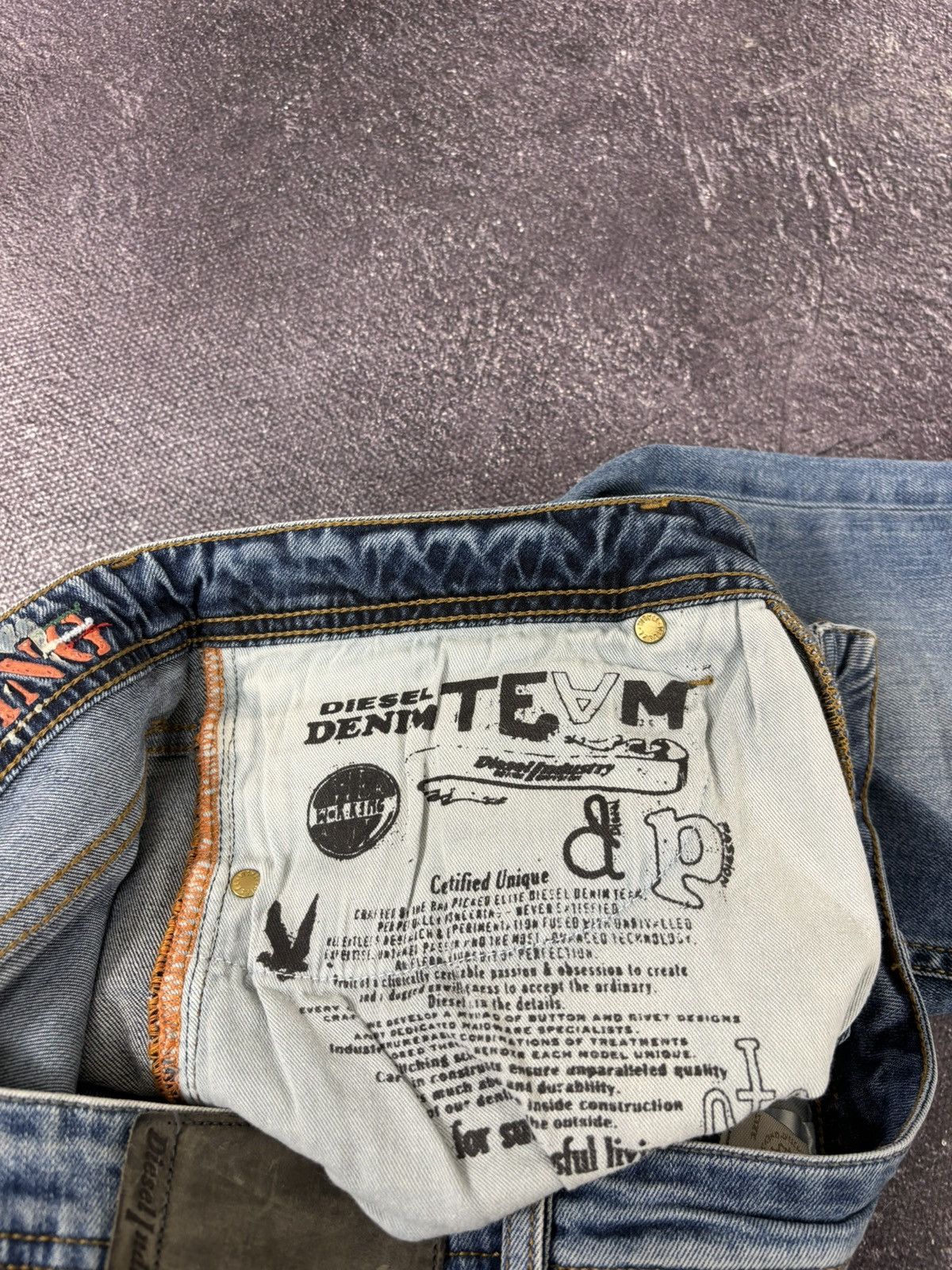 Diesel Vintage Diesel Y2K Ripped Denim Avant Garde Hype Jeans Size US 33 - 18 Thumbnail