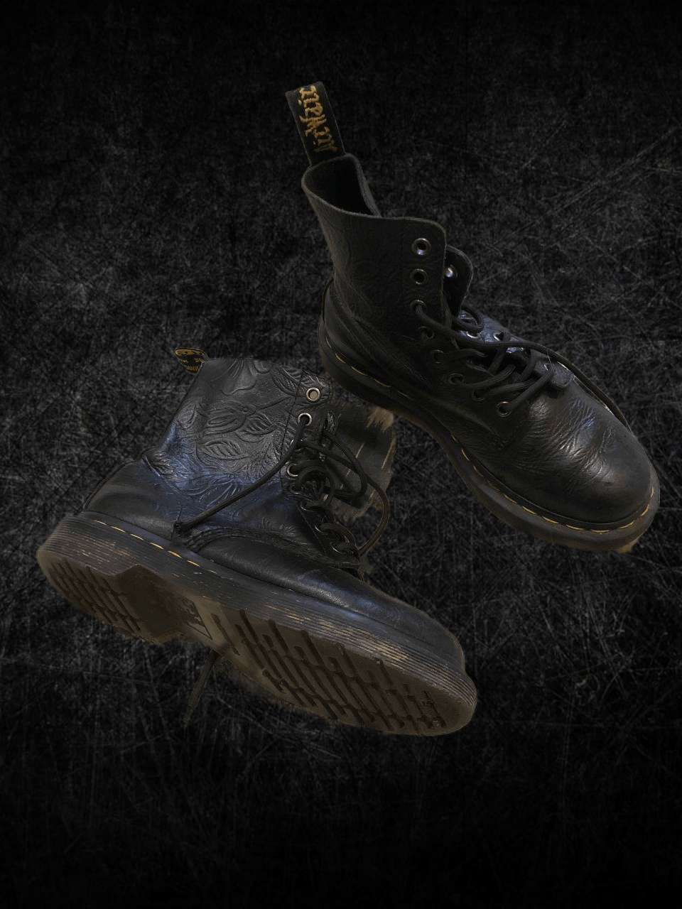 DR MARTENS BLACK LEATHER BOOTS FLOWERS PRINT