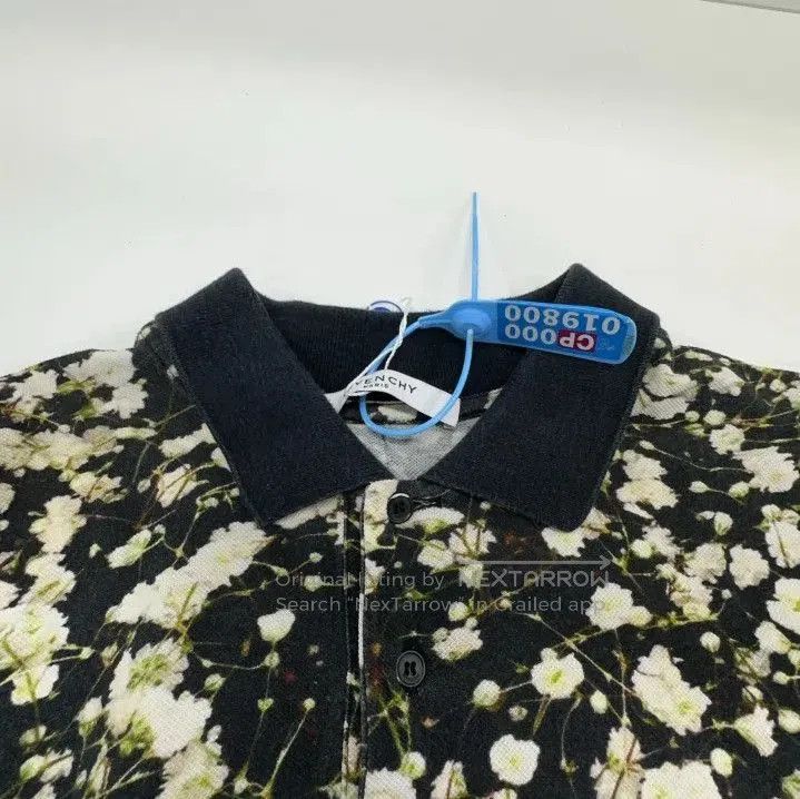 Givenchy Givenchy Floral Print Short-Sleeve T-Shirt. Size US L / EU 52-54 / 3 - 5 Thumbnail