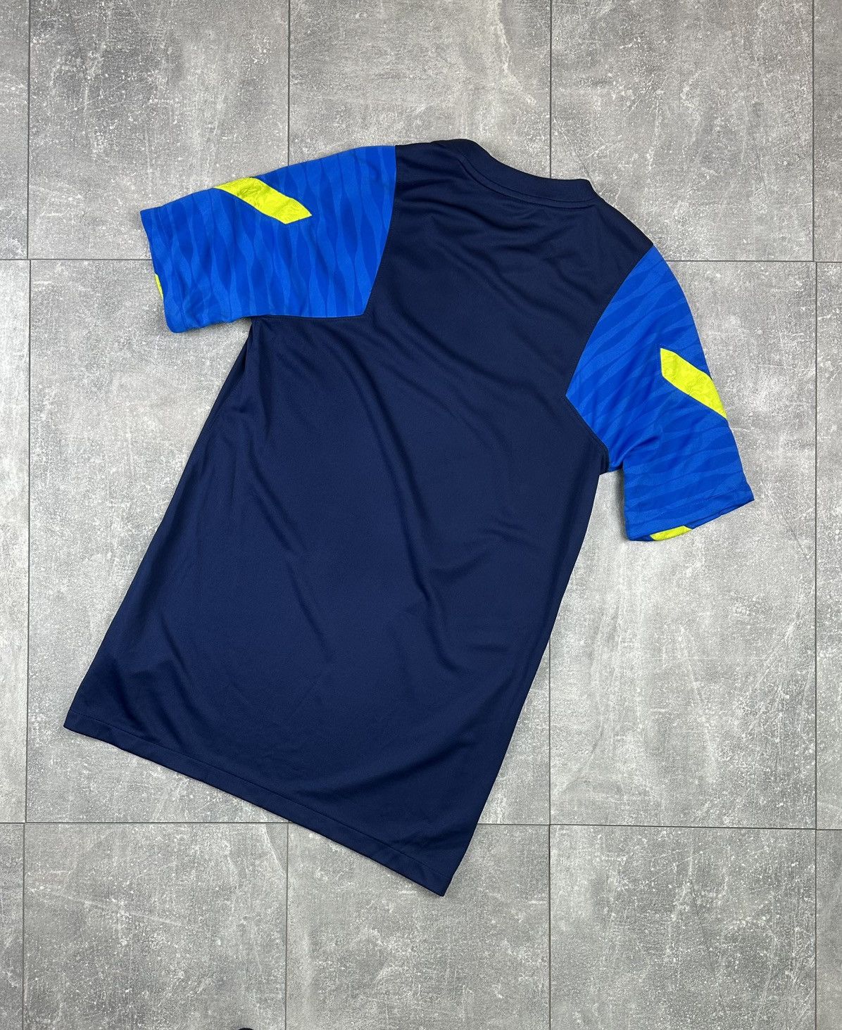 Nike Nike Tottenham Hotspur Training Soccer Football Jersey Size US S / EU 44-46 / 1 - 8 Thumbnail