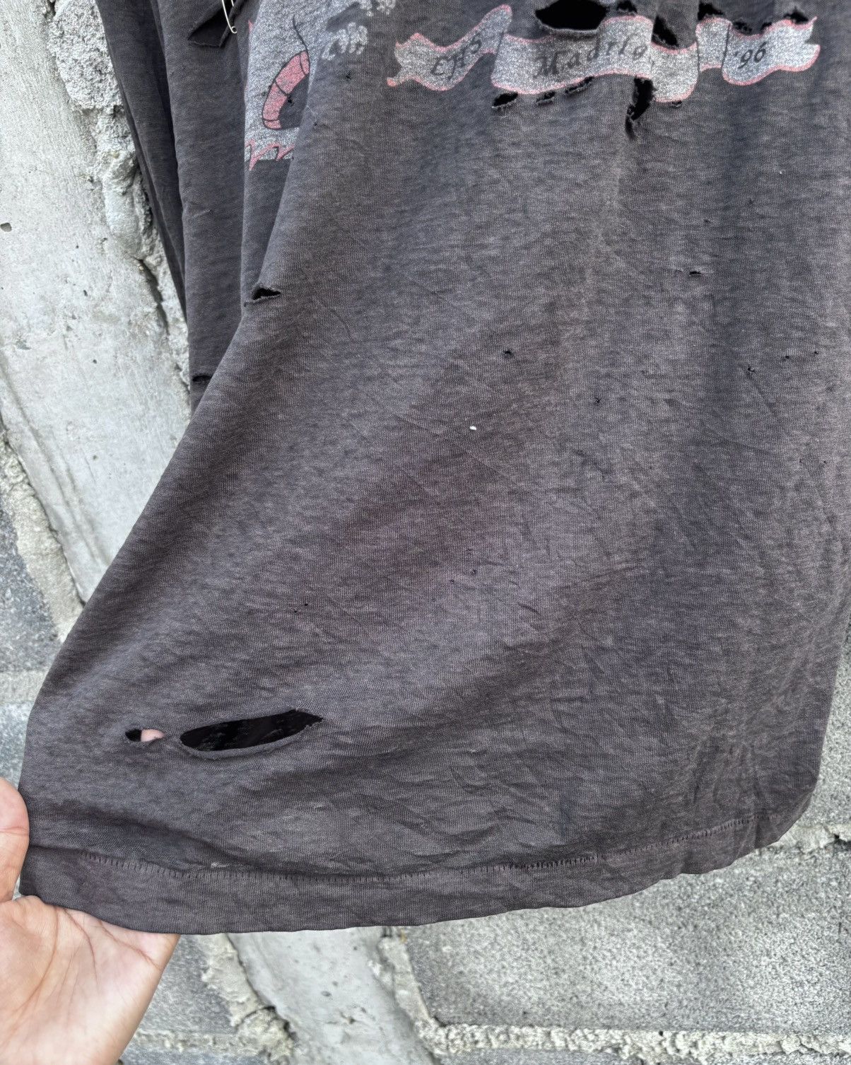 Vintage Thrashed Distressed Madrigal 1996 Shirt Faded ERD Grunge 96 Size US XL / EU 56 / 4 - 21 Thumbnail