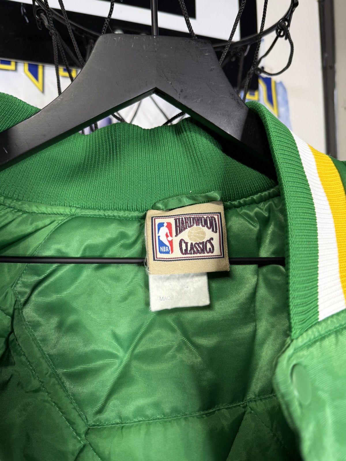 Vintage Vintage Boston Celtics Satin Jacket Nba Varsity Size 2XL Size US XXL / EU 58 / 5 - 9 Thumbnail