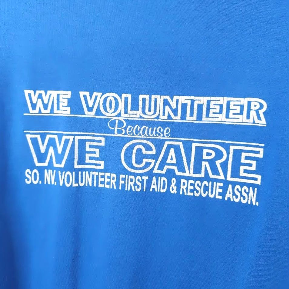 Fruit Of The Loom VINTAGE Fruit of the Loom T-Shirt Mens XL Blue 90s Y2K First Aid & Rescue Short Sleeve Crew Neck Cotton Blend | Double-Sided Size US XL / EU 56 / 4 - 5 Thumbnail