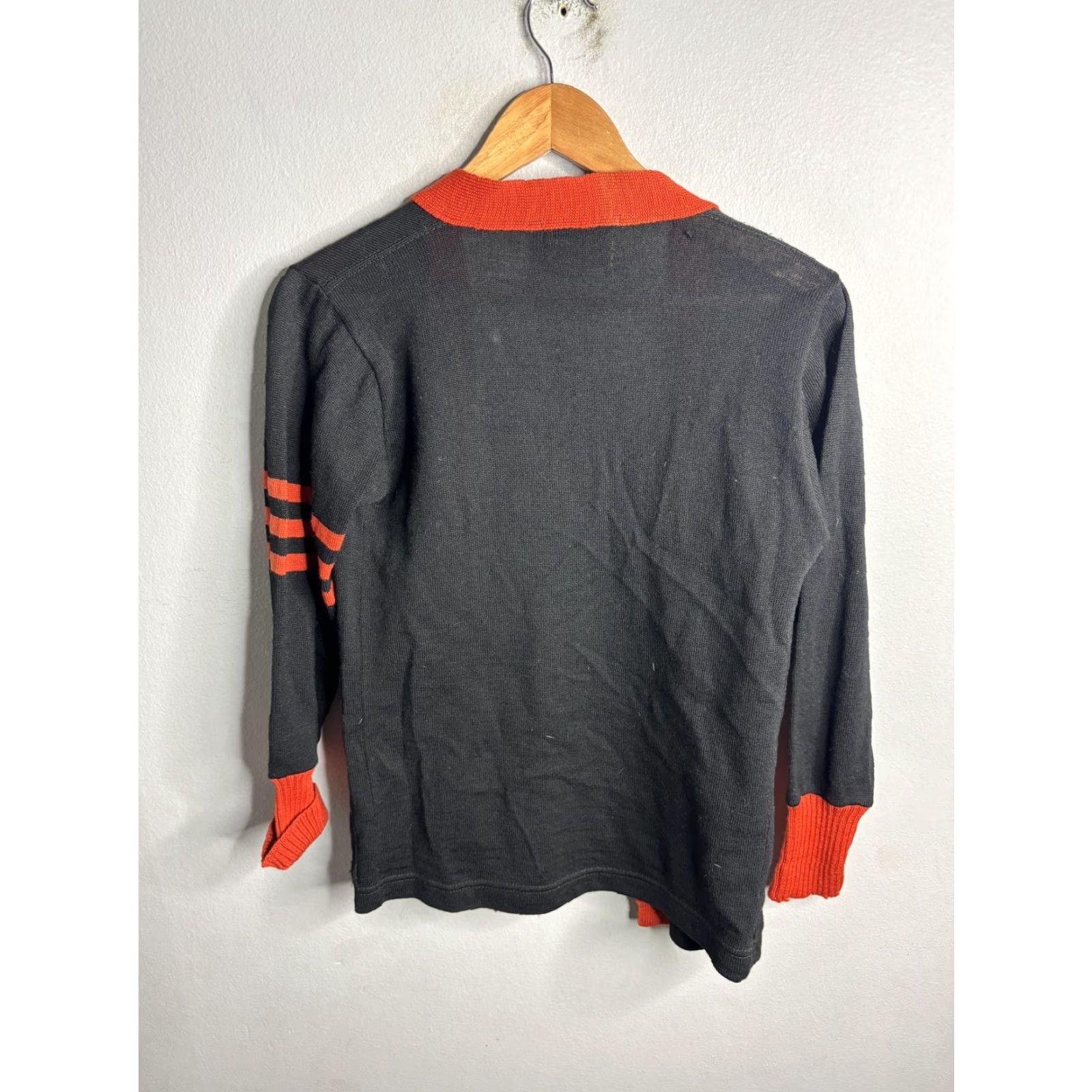 Vintage VINTAGE Stadium Mens Cardigan Sweater 3XS Black Wool Letterman Varsity E Striped Knit V-Neck Pockets Size US XXS / EU 40 - 4 Thumbnail