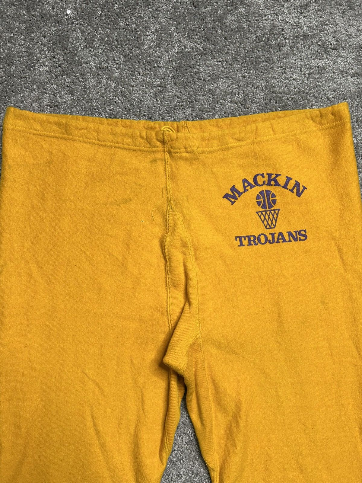 Champion Vintage 80s Champion Sweatpants Mackin Trojans Basketball Size US 38 / EU 54 - 3 Thumbnail