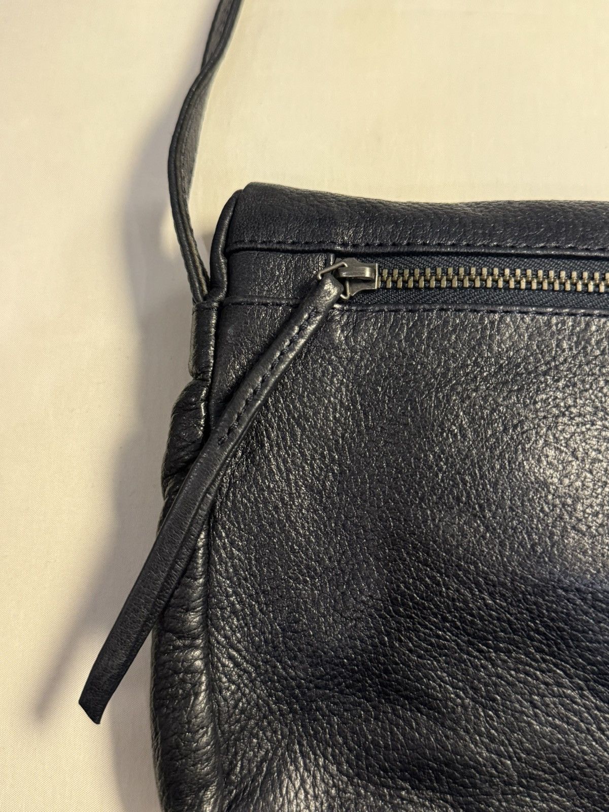agnes b. Agnes B. leather shoulder bag. Size ONE SIZE - 7 Thumbnail