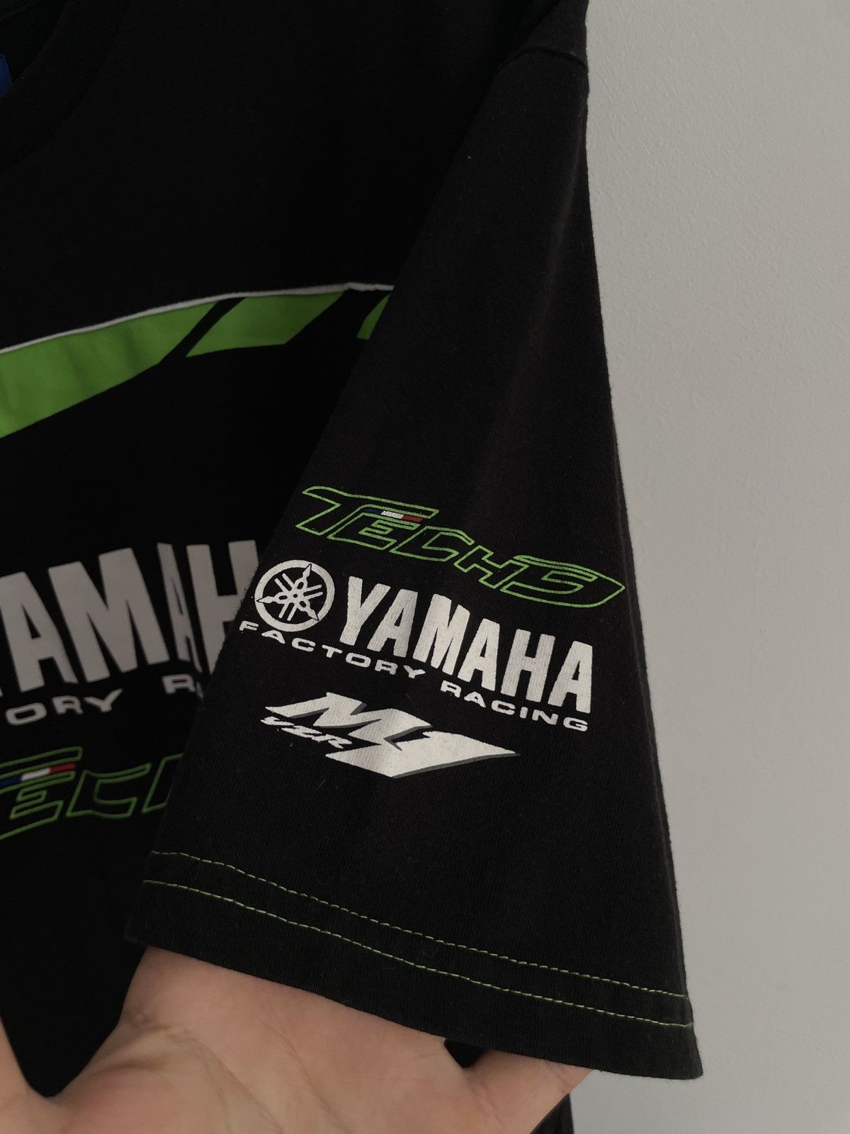 Vintage Yamaha Factory Racing Tech3 Oversize Tshirt Size US XXL / EU 58 / 5 - 6 Thumbnail