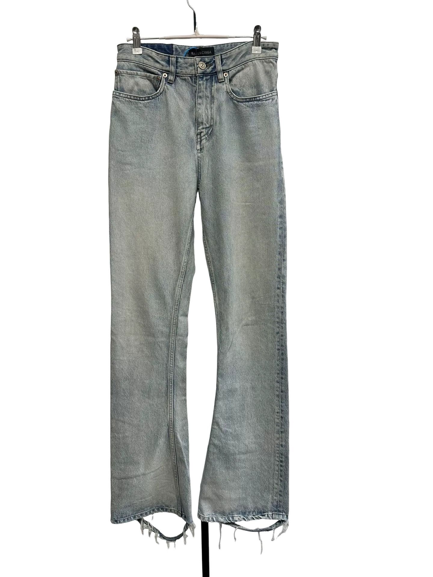 Balenciaga Balenciaga Light Wash Distressed Denim Jeans Size XS Size US 28 / EU 44 - 1 Thumbnail