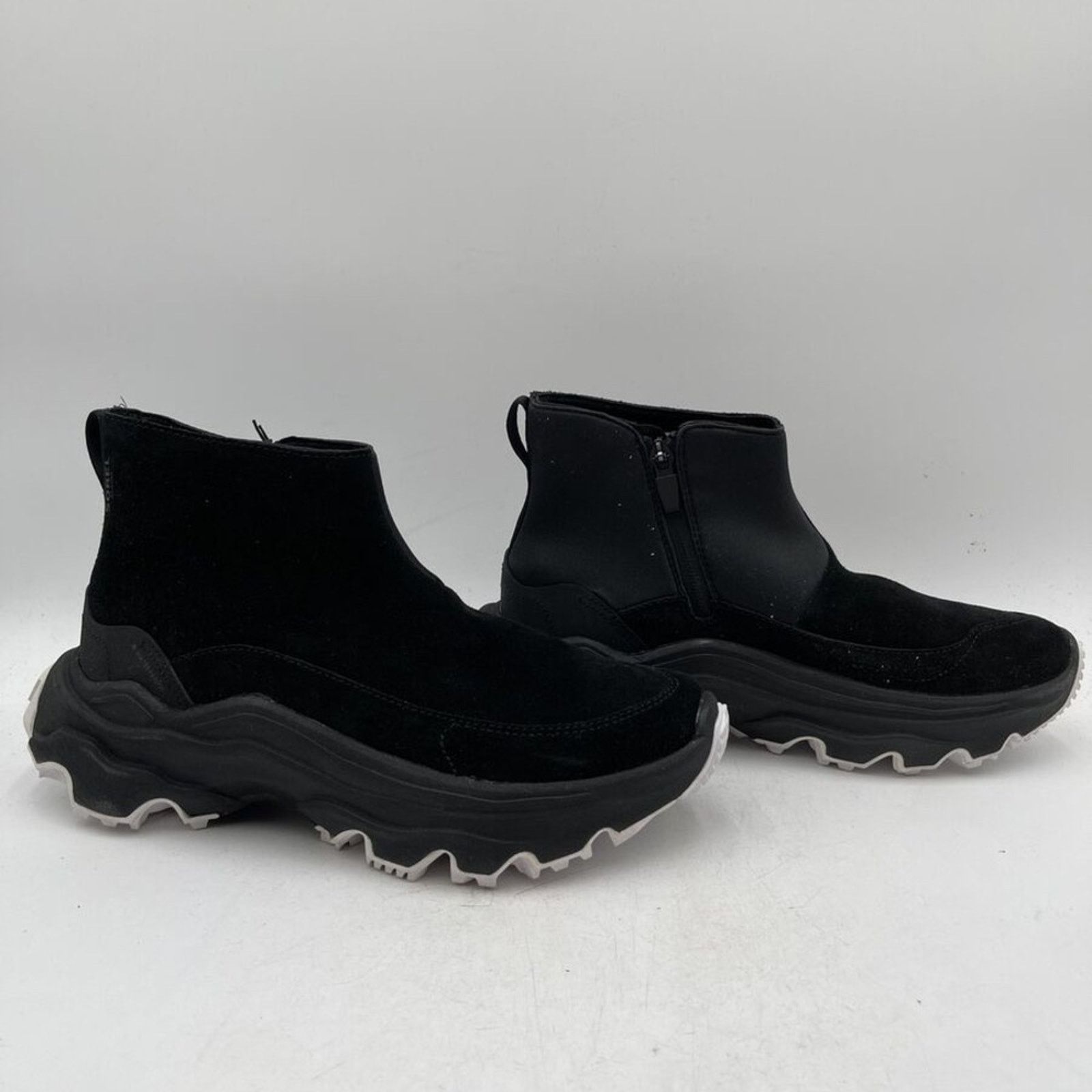 SOREL Sorel Black Sneakers with Stretchy Slip-On Design Size US 9 / EU 42 - 4 Thumbnail