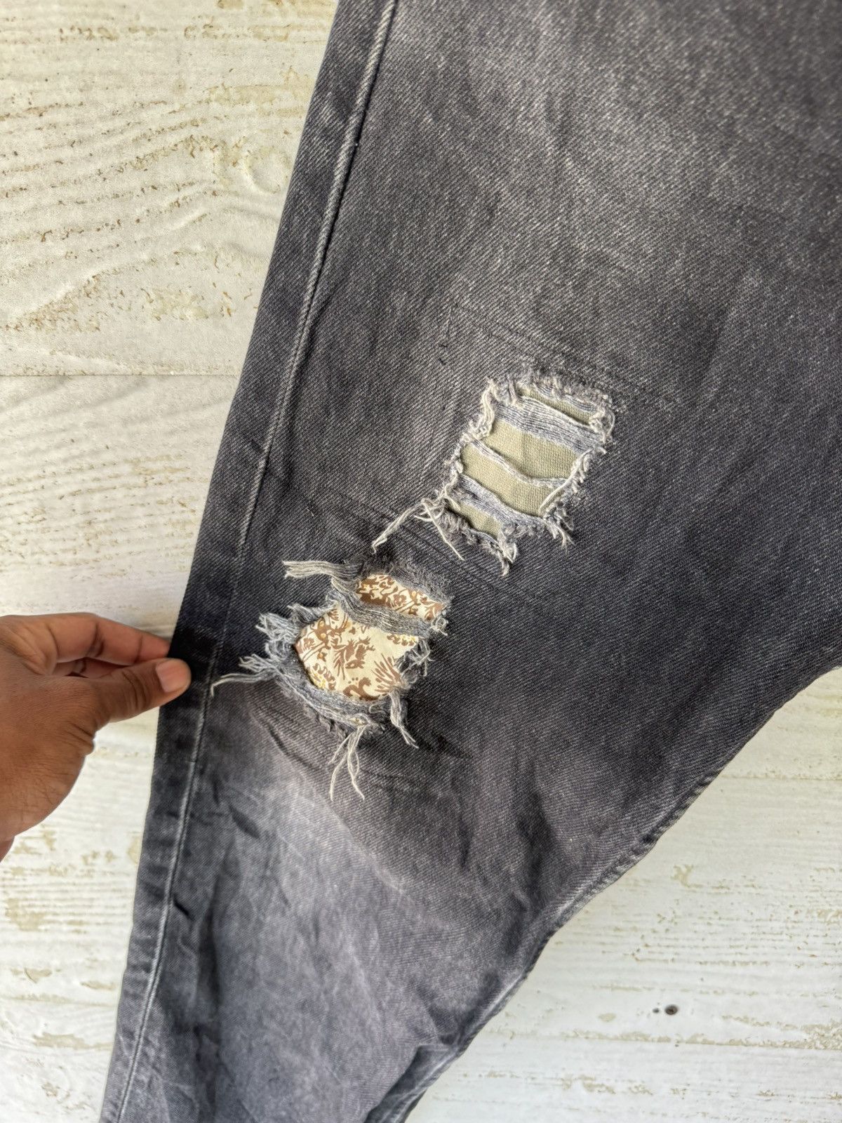 Levi's Made & Crafted VINTAGE LEVI’S 501 JEANS DESTRESS CANADA Size US 32 / EU 48 - 9 Thumbnail