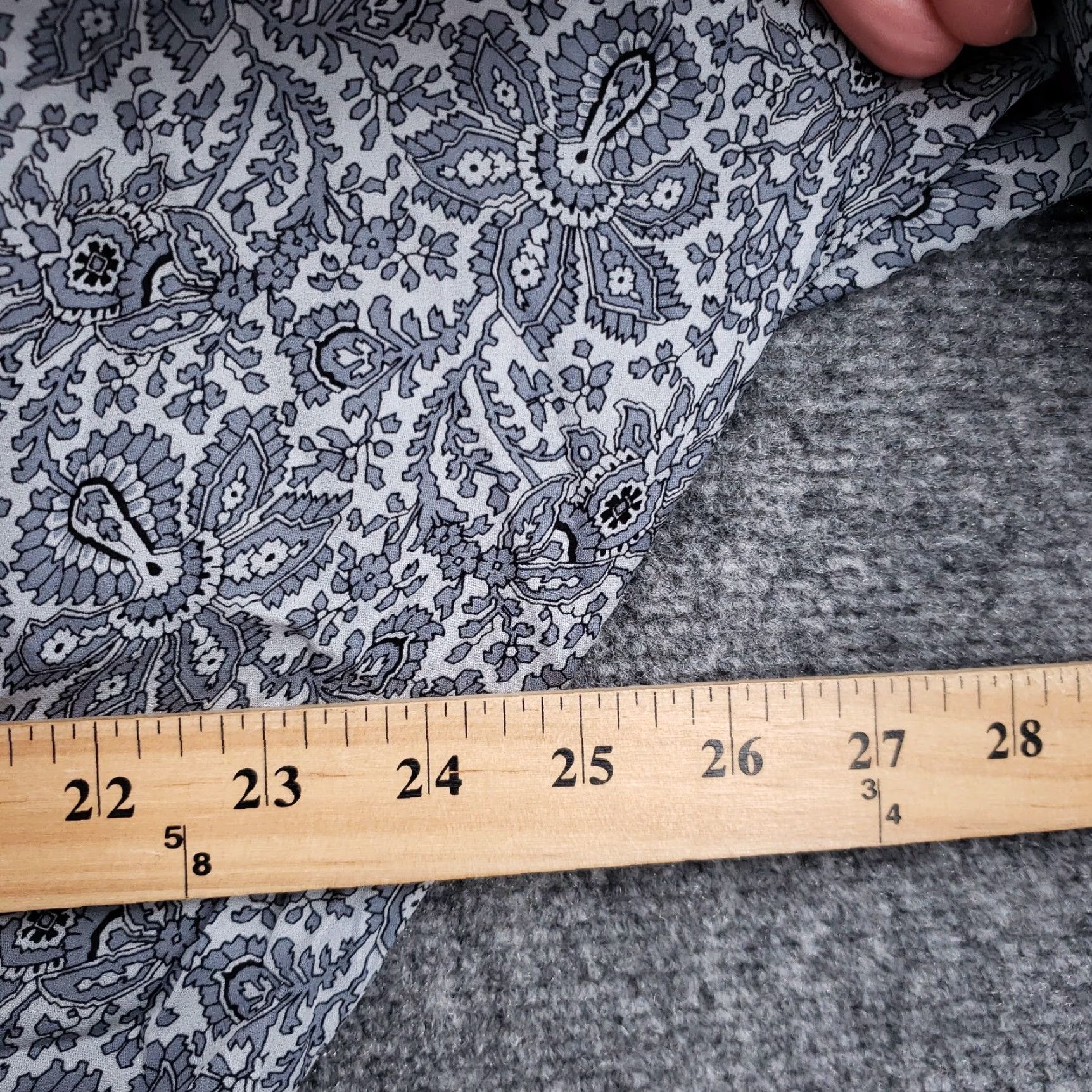 Michael Kors Michael Kors Top Blouse Womens S Gray Floral Silk Tie Neck Long Sleeve Size S / US 4 / IT 40 - 5 Thumbnail