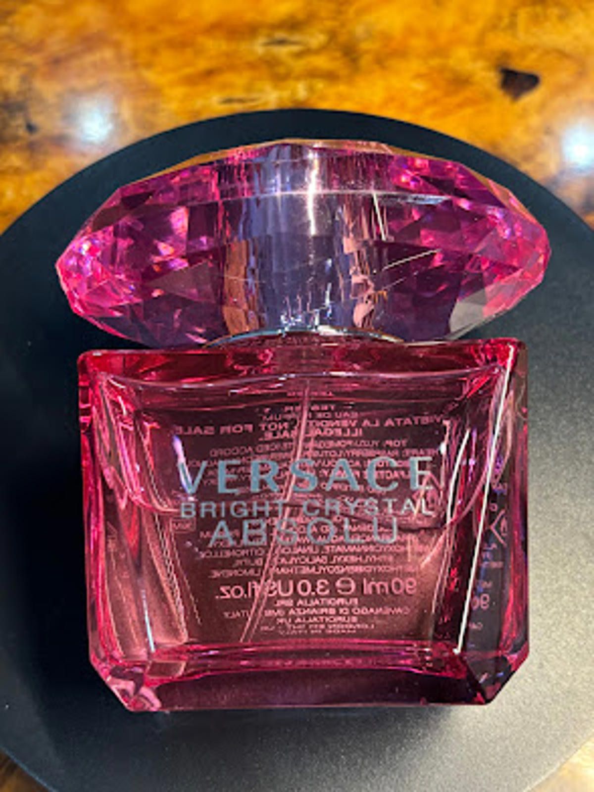 Versace Versace Bright Crystal Absolu Eau de Parfum 3.0 oz Tester Size ONE SIZE - 1 Thumbnail