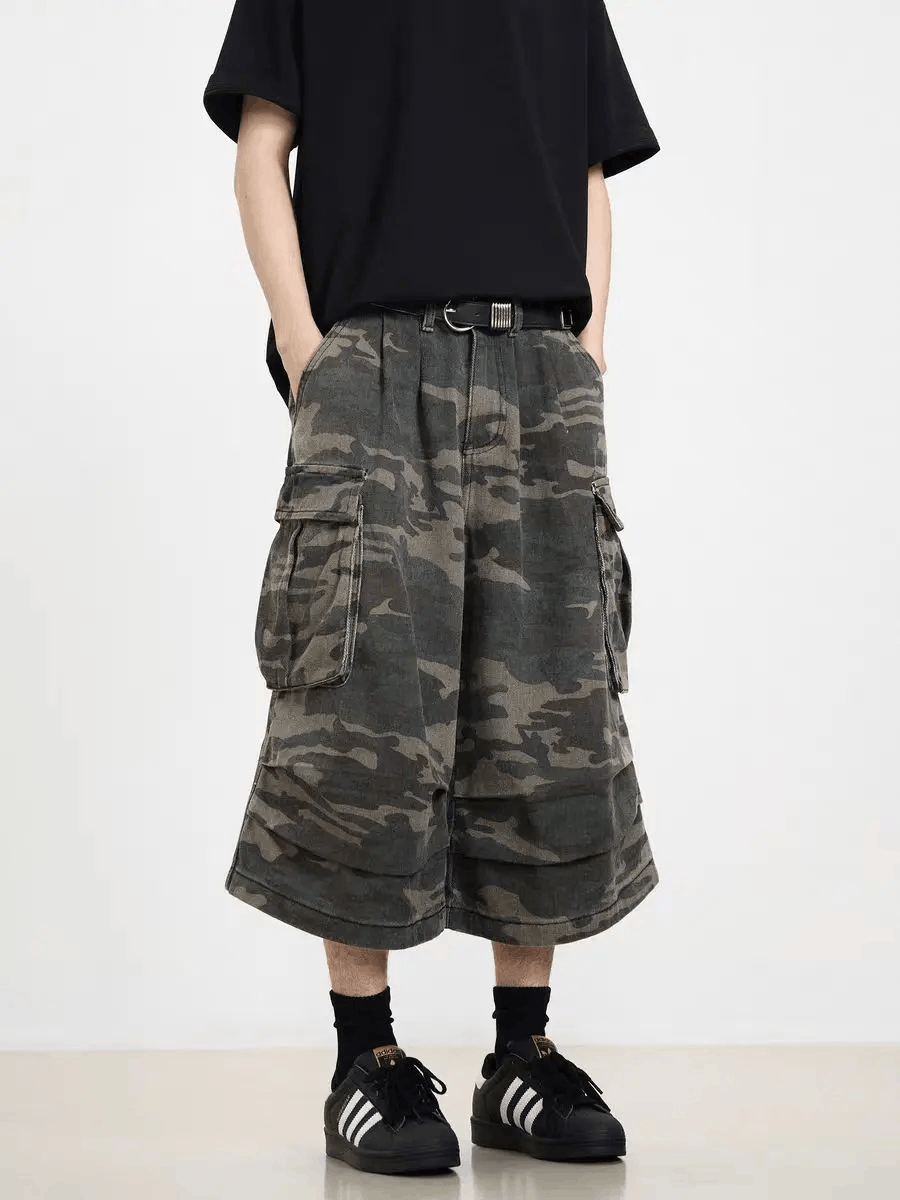 Vintage Vintage washed baggy camouflage shorts Size US 34 / EU 50 - 1 Thumbnail