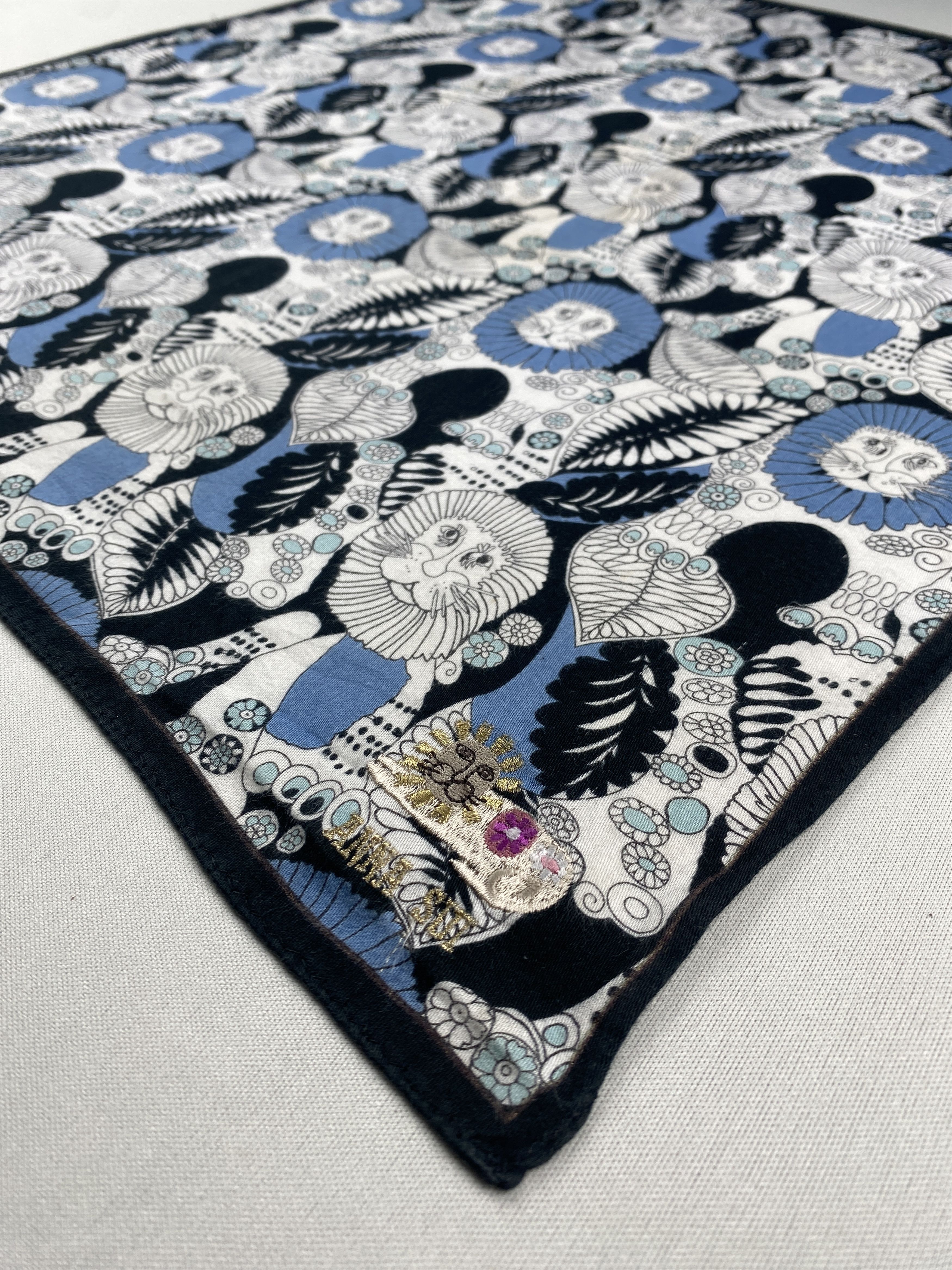 Japanese Brand Vintage Anna Sui Handkerchief Pocket Square Bandana HM0021 Size ONE SIZE - 4 Thumbnail