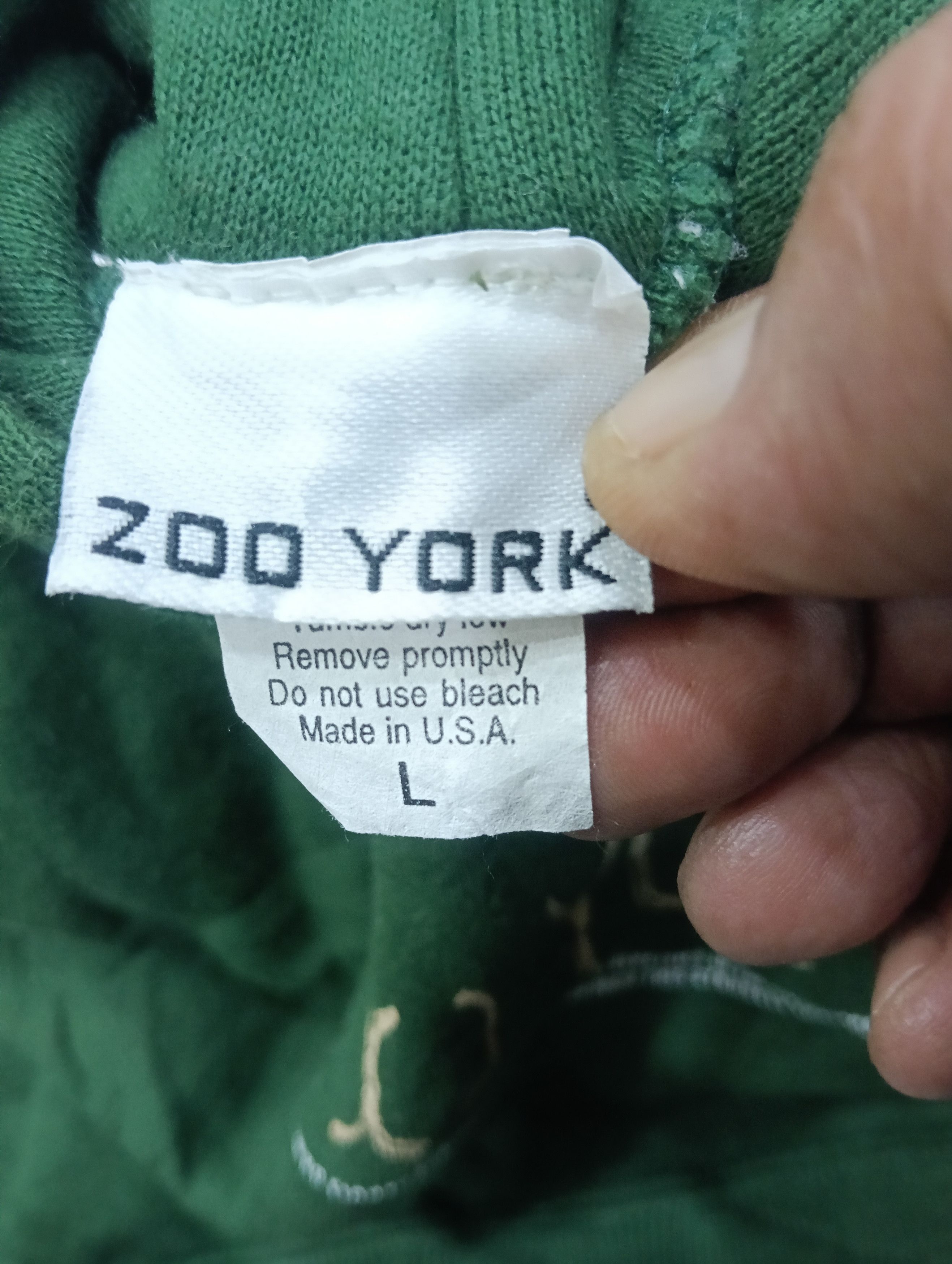 Zoo York Vintage Zoo York Hoodie Size US L / EU 52-54 / 3 - 5 Thumbnail