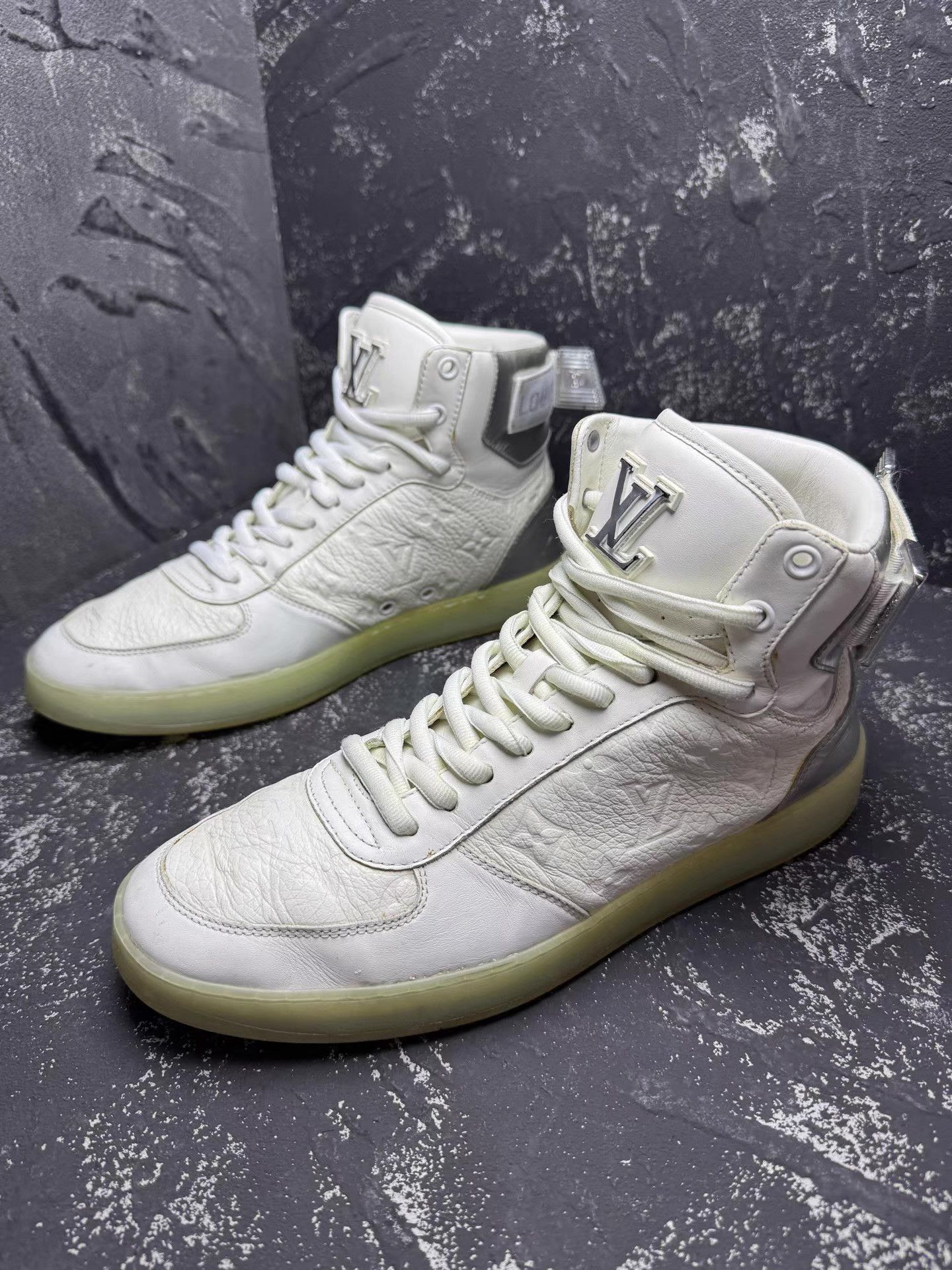Louis Vuitton LV Rivoli High-Top Sneakers in Silver & White Q10 Size US 7.5 / EU 40-41 - 1 Thumbnail