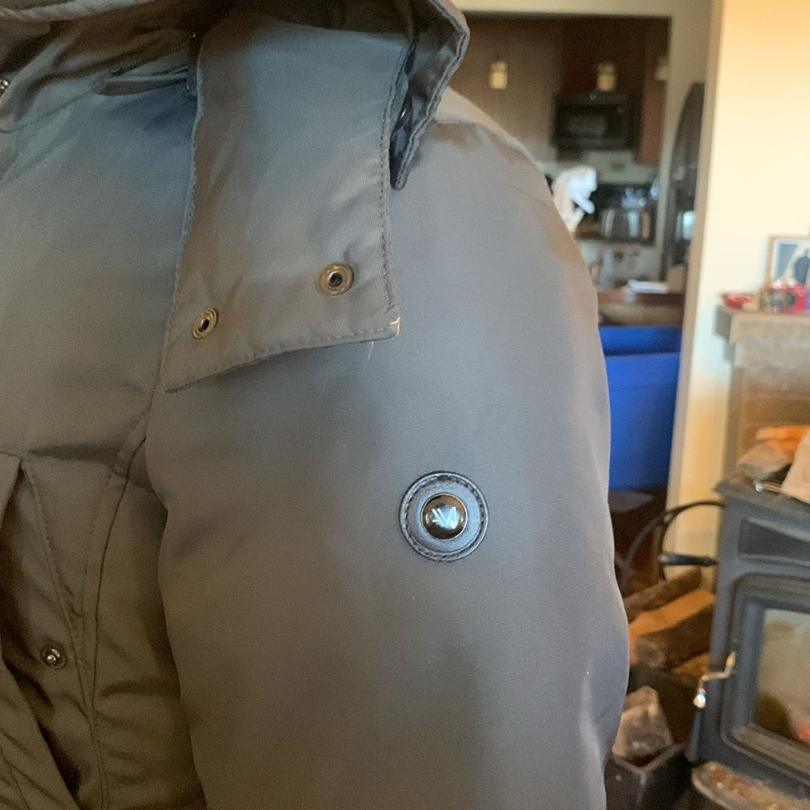 Andrew Marc Andrew Marc black down puffer down storm coat leather trim Size US M / EU 48-50 / 2 - 6 Thumbnail