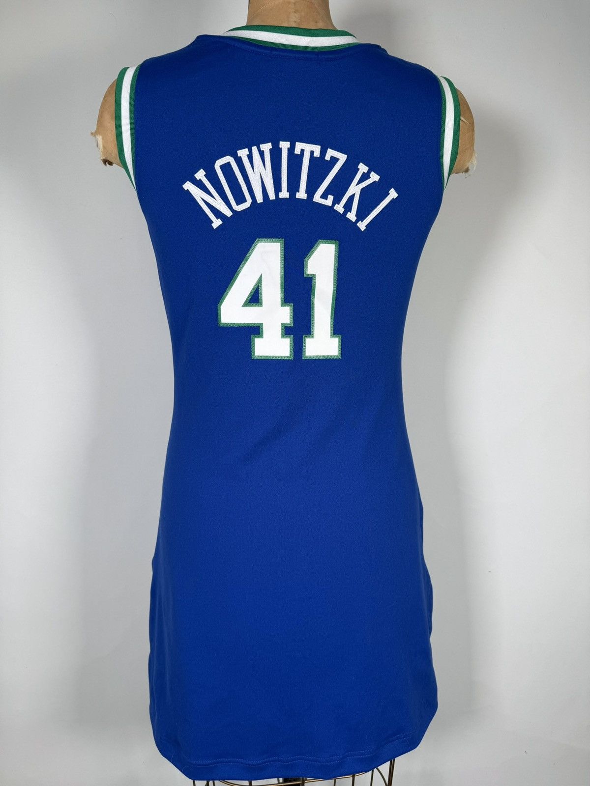 Mitchell & Ness Mitchell & Ness Dallas Mavericks Nowitzki #41 Jersey Dress Size M / US 6-8 / IT 42-44 - 2 Thumbnail