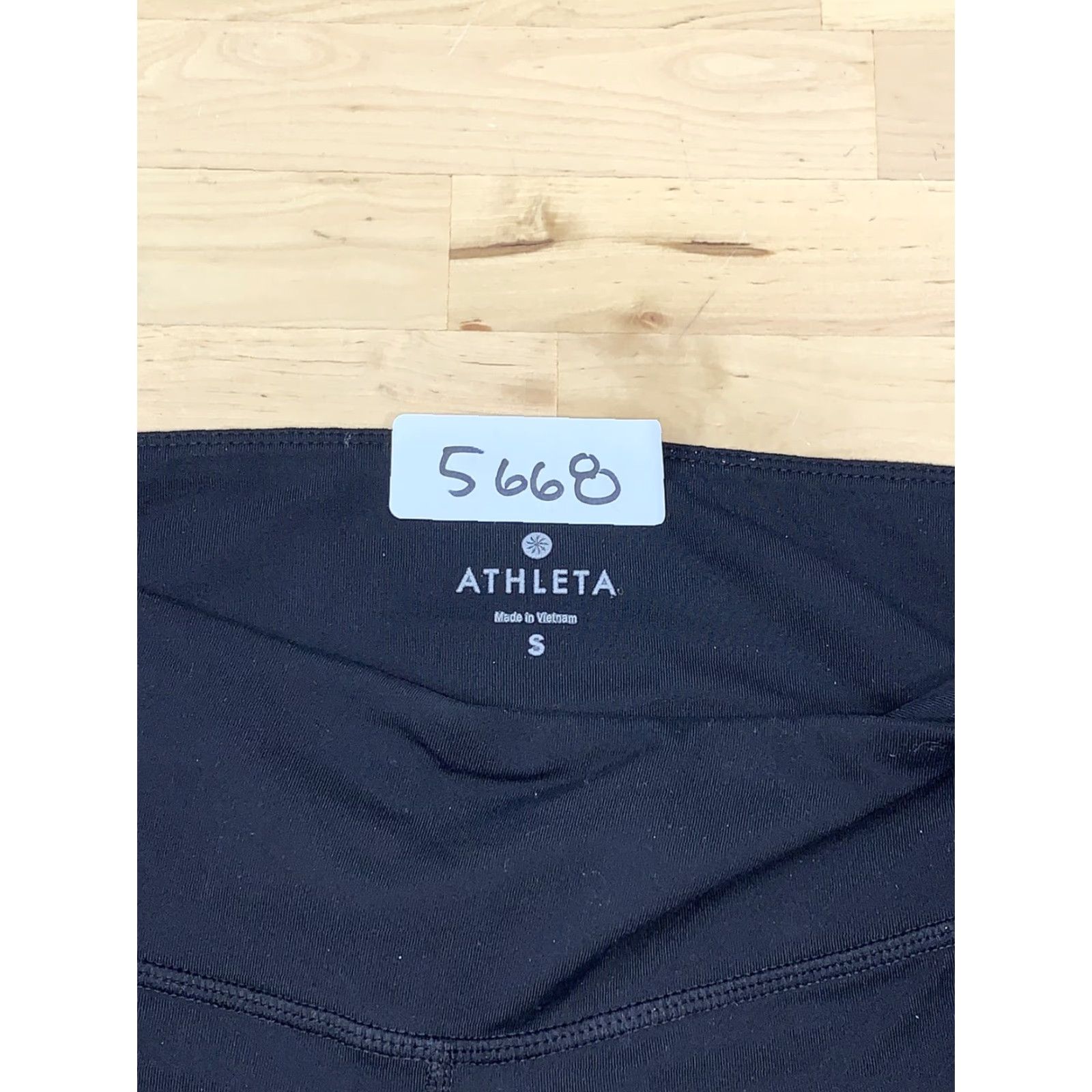 Athleta Athleta Women Leggings Cropped S Black Activewear Gym Yoga Size 28" / US 6 / IT 42 - 3 Thumbnail
