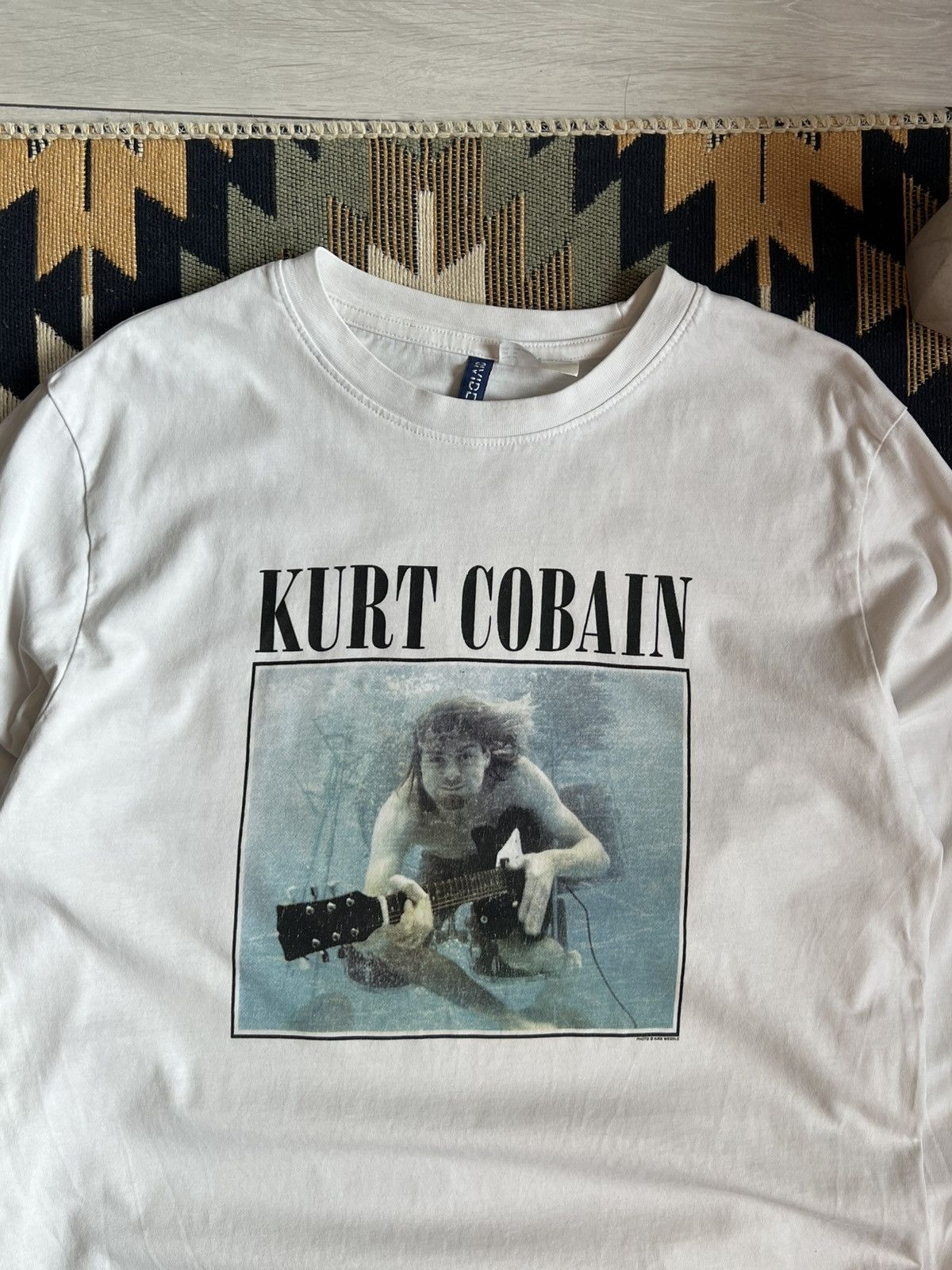 Nirvana RARE❗️Kurt Cobain Nirvana x H&M Long Sleeve Shirt Size US M / EU 48-50 / 2 - 8 Thumbnail