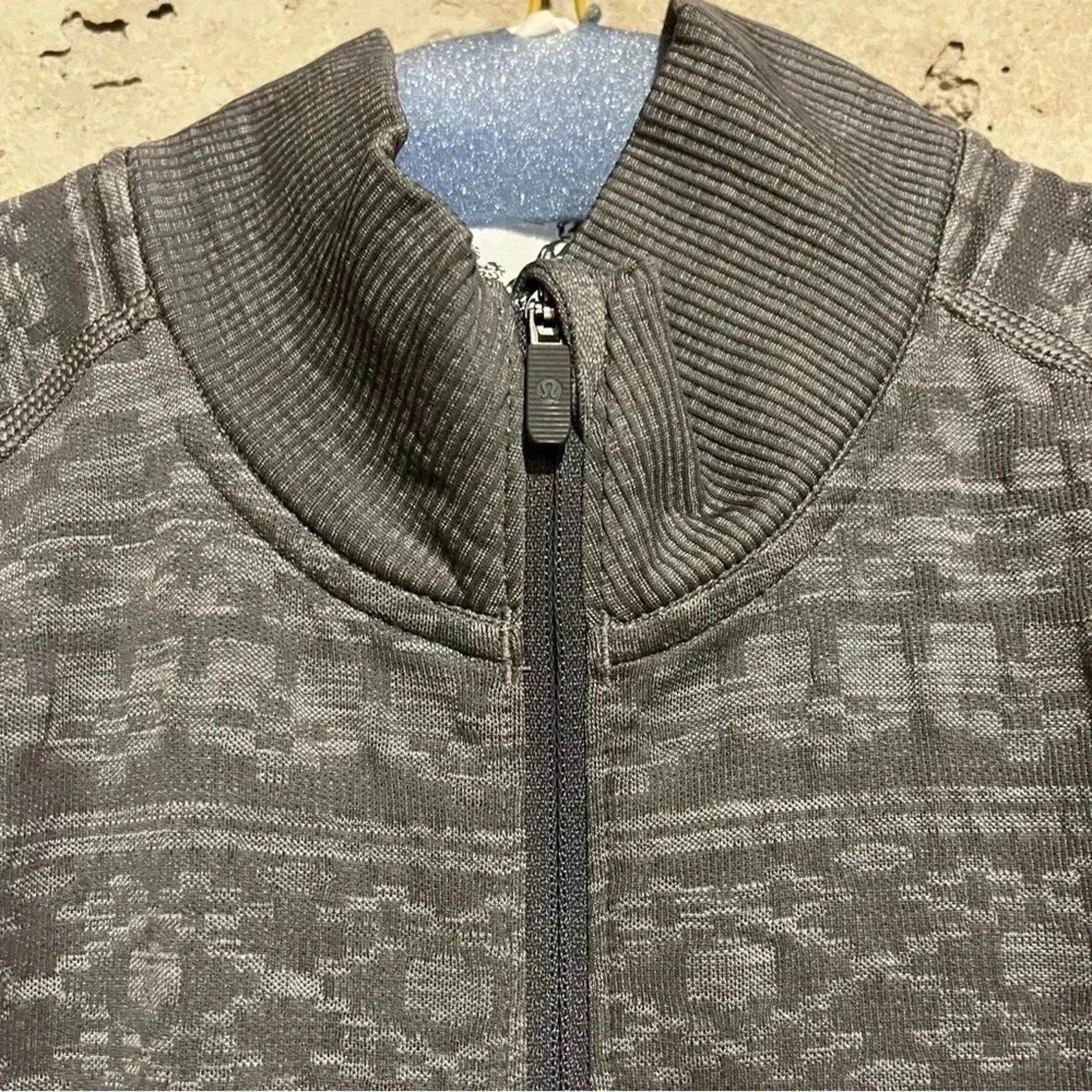 Lululemon Lululemon Rest Less Pullover Women 1/4 Zip Heathered Slate 4 Size S / US 4 / IT 40 - 2 Thumbnail