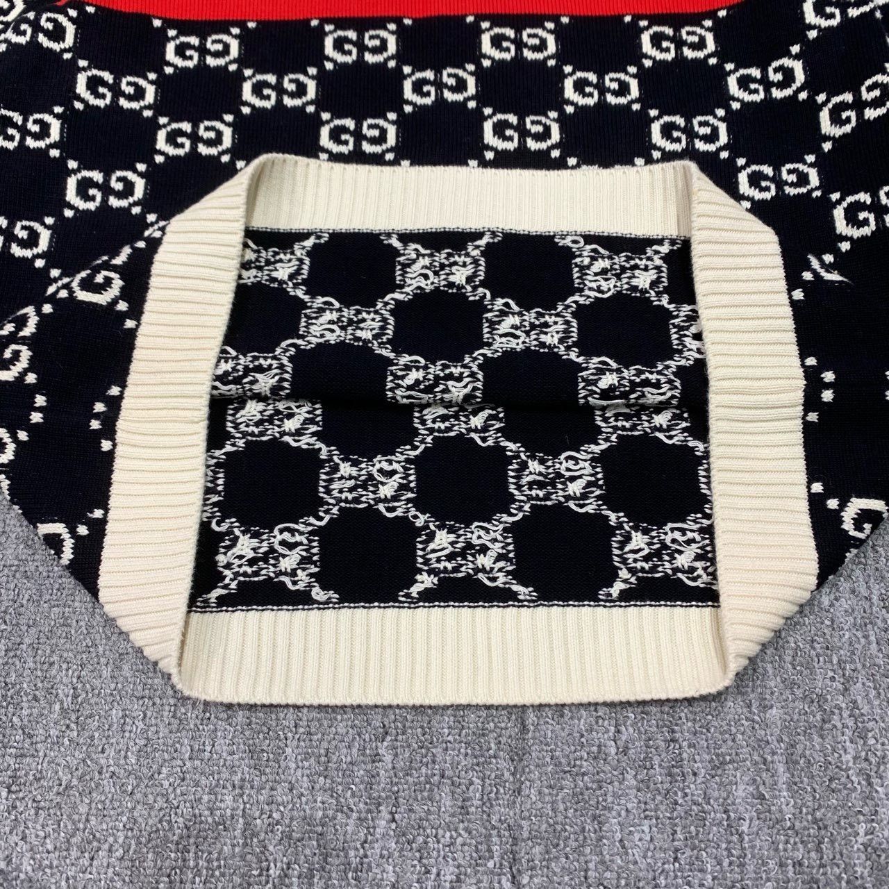 Gucci Gucci double G old flower full print knit sweater 2501-Next Size US XL / EU 56 / 4 - 9 Thumbnail