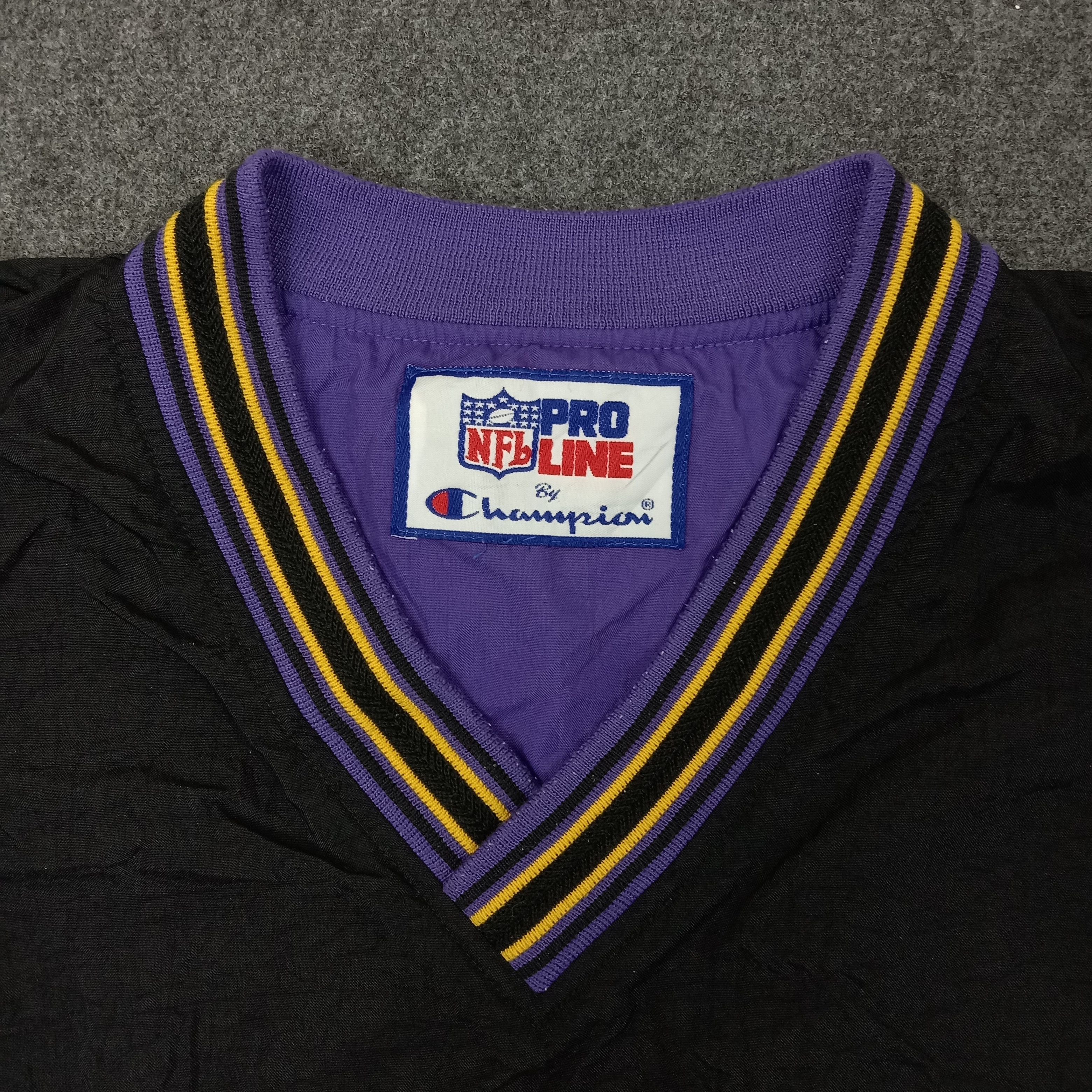 NFL Champion Minnesota Vikings American NFL Sweatshirt C254N14 Size US XL / EU 56 / 4 - 7 Thumbnail