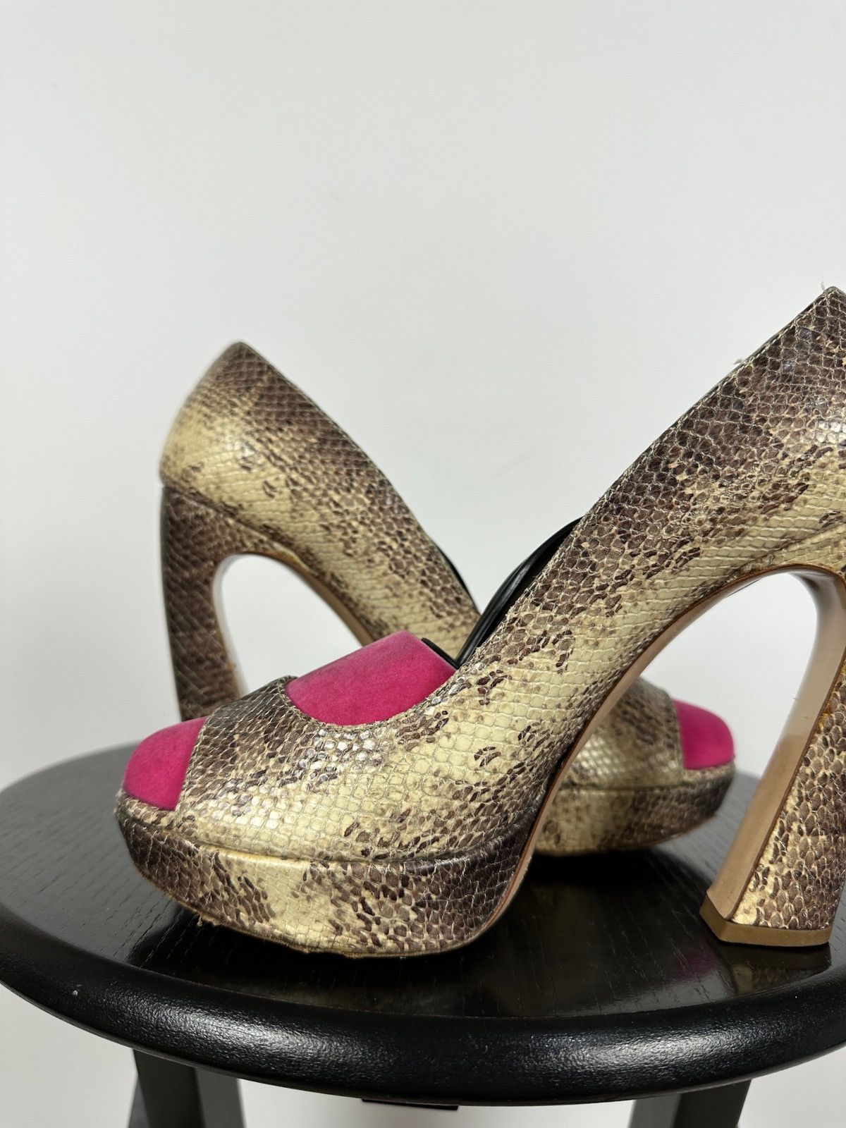 Miu Miu Miu Miu Snake Leather Platform Pumps Heel Size US 7 / IT 37 - 21 Thumbnail