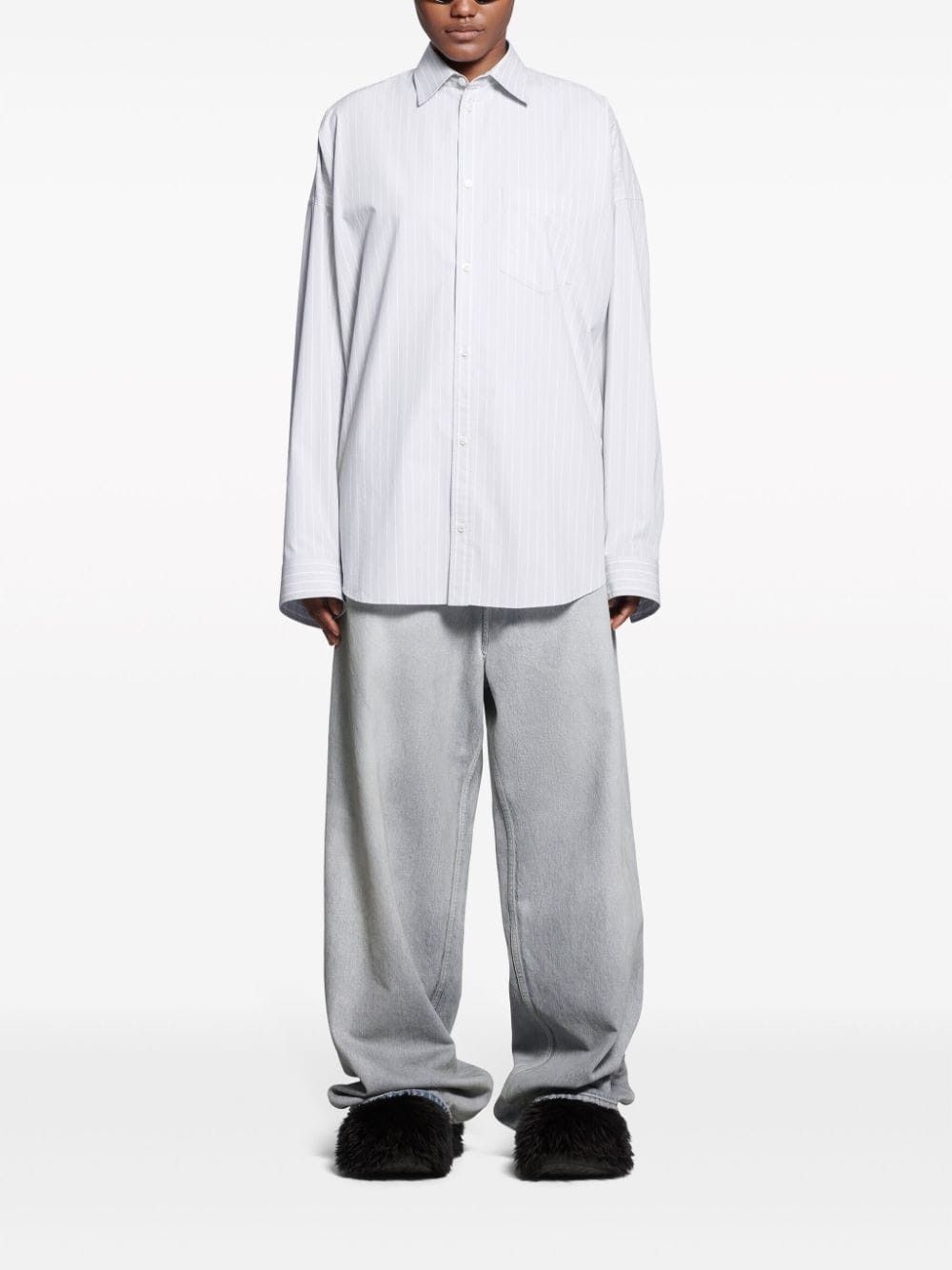 Balenciaga o1bcso1str1025 Cocoon Shirt Large Fit in Light Blue Size US XL / EU 56 / 4 - 1 Preview