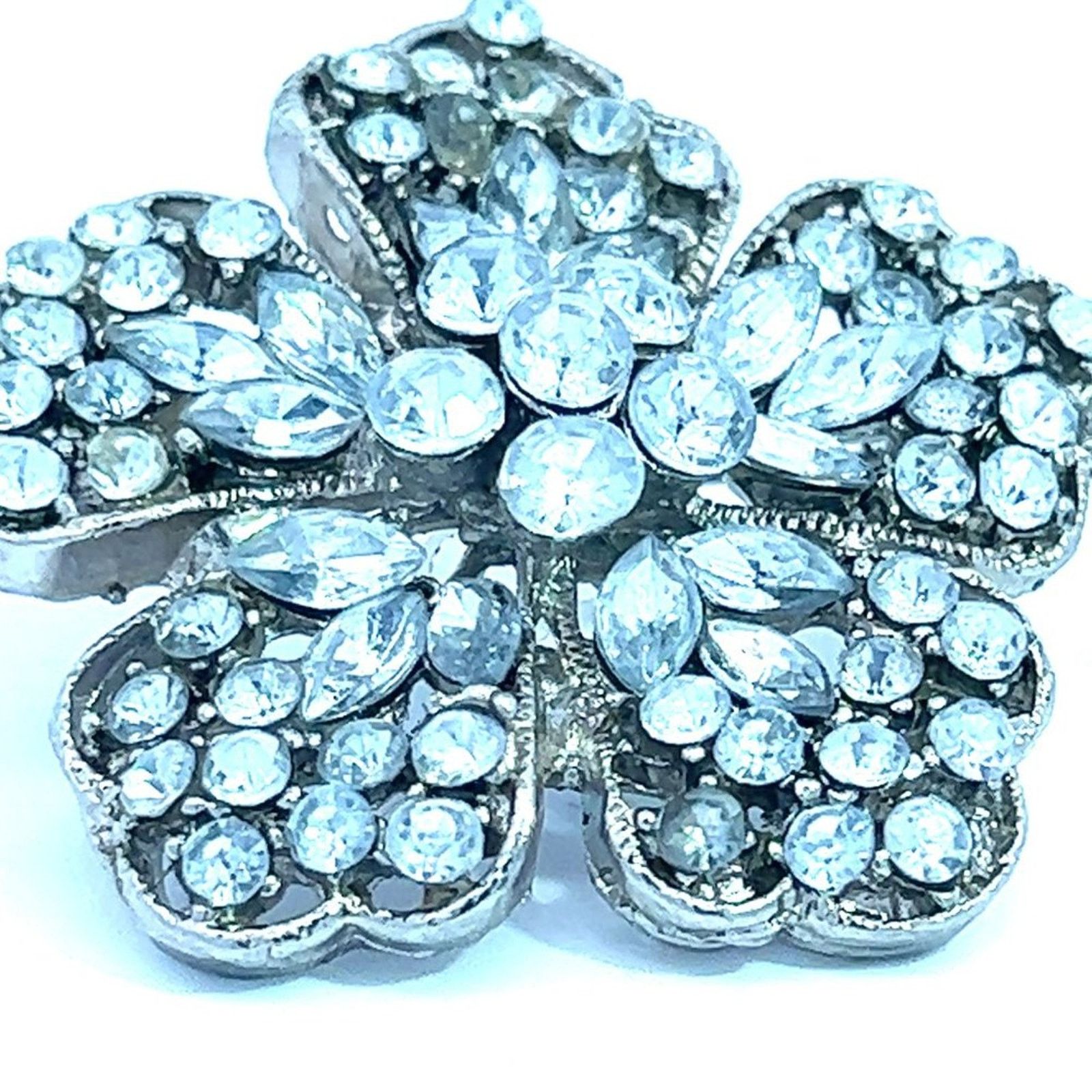 & Other Stories Vintage LDA Rhinestone 5 Petal Silvertone Flower Brooch Size ONE SIZE - 5 Thumbnail