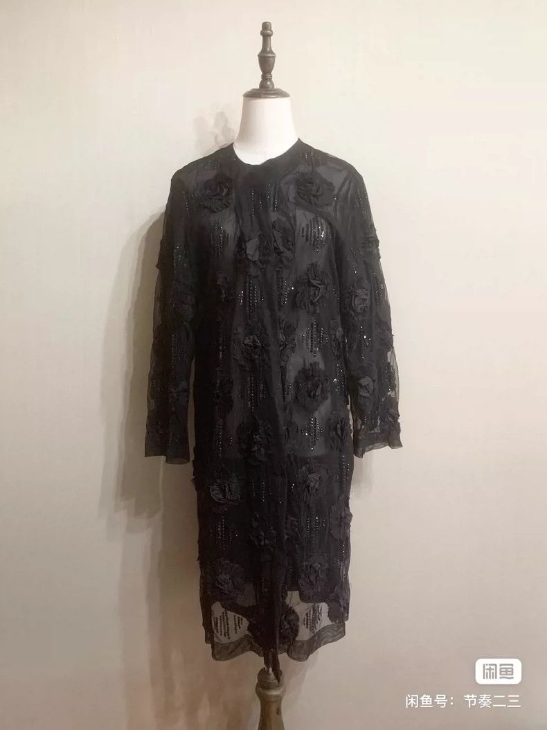 Dries Van Noten dries van noten Three-dimensional sequined coat 2504-Nexta Size US XXS / EU 40 - 3 Thumbnail