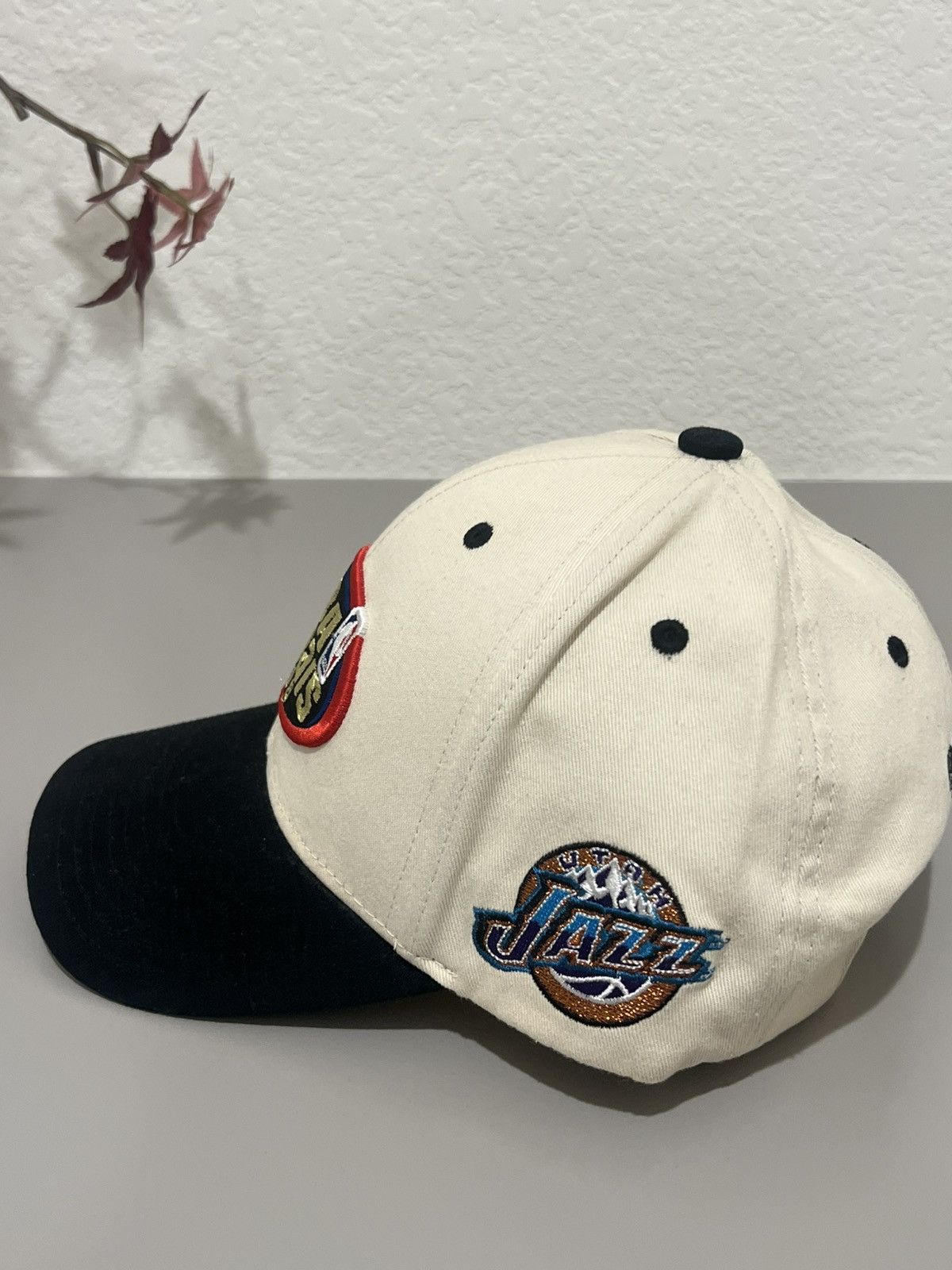 Mitchell & Ness 1998 NBA Finals Snapback Hat Size ONE SIZE - 4 Thumbnail