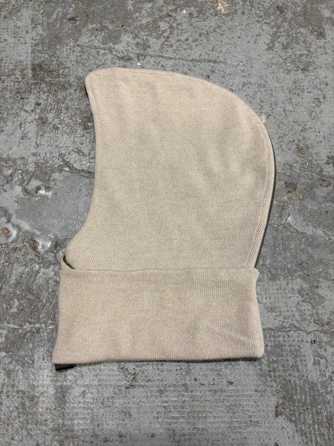Emporio Armani AW2019 Emporio Armani Beige Zipped Hood Scarf Size ONE SIZE - 4 Thumbnail