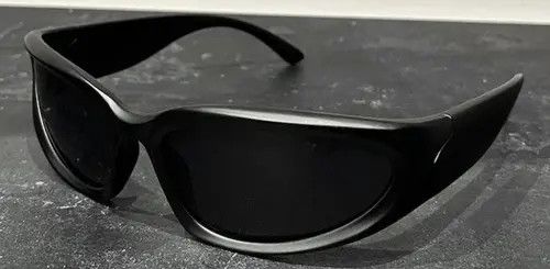 Japanese Brand Vintage Y2K glasses Sunglasses cyber retro rare cozy black Size ONE SIZE - 3 Thumbnail