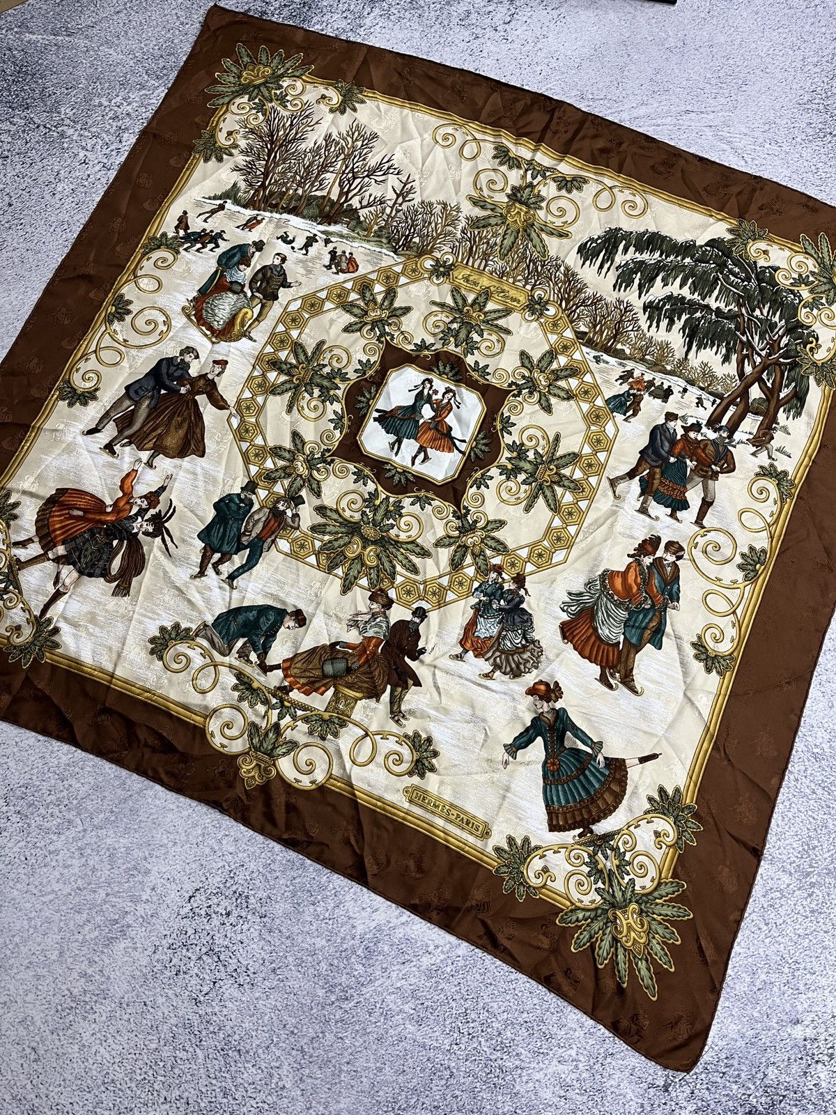 Hermes × Vintage Vintage Hermes Joies D’hiver Brown Silk Scarf Rare Size ONE SIZE - 2 Thumbnail