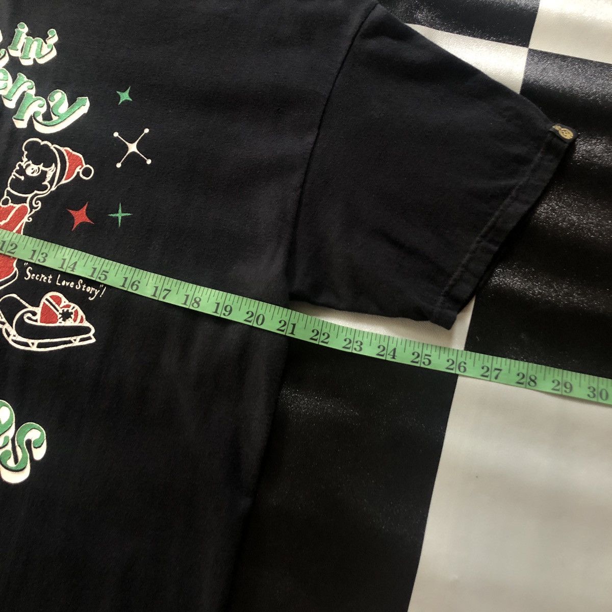 Hanes × Japanese Brand × Vintage Kishidenne Wrerutogood Fuckin Merry Xmas Tee Shirt Size US L / EU 52-54 / 3 - 6 Thumbnail