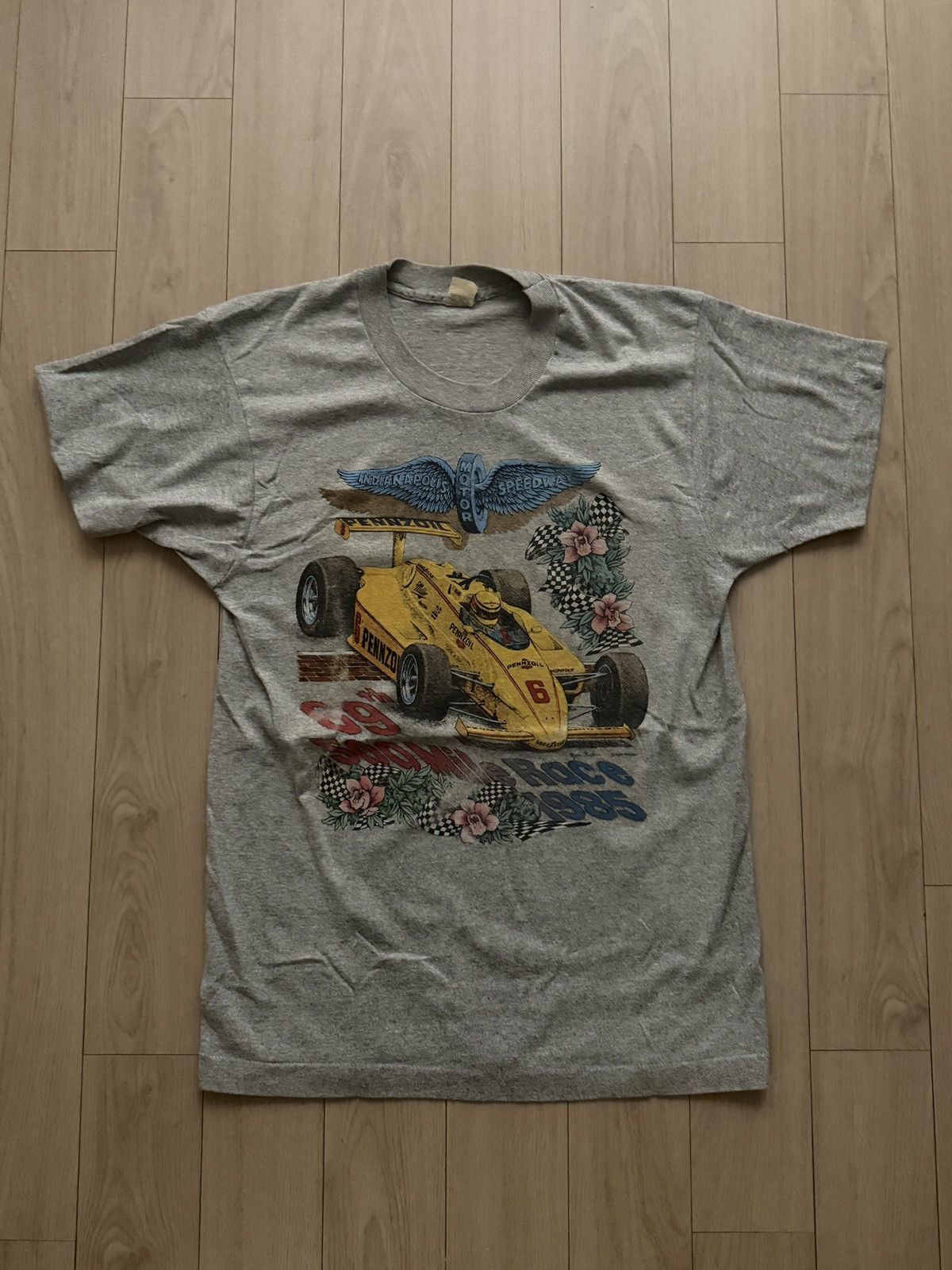 Vintage Indianapolis Motor Speedway 69th 500 Mile Race 1985 Tee Size US M / EU 48-50 / 2 - 1 Thumbnail