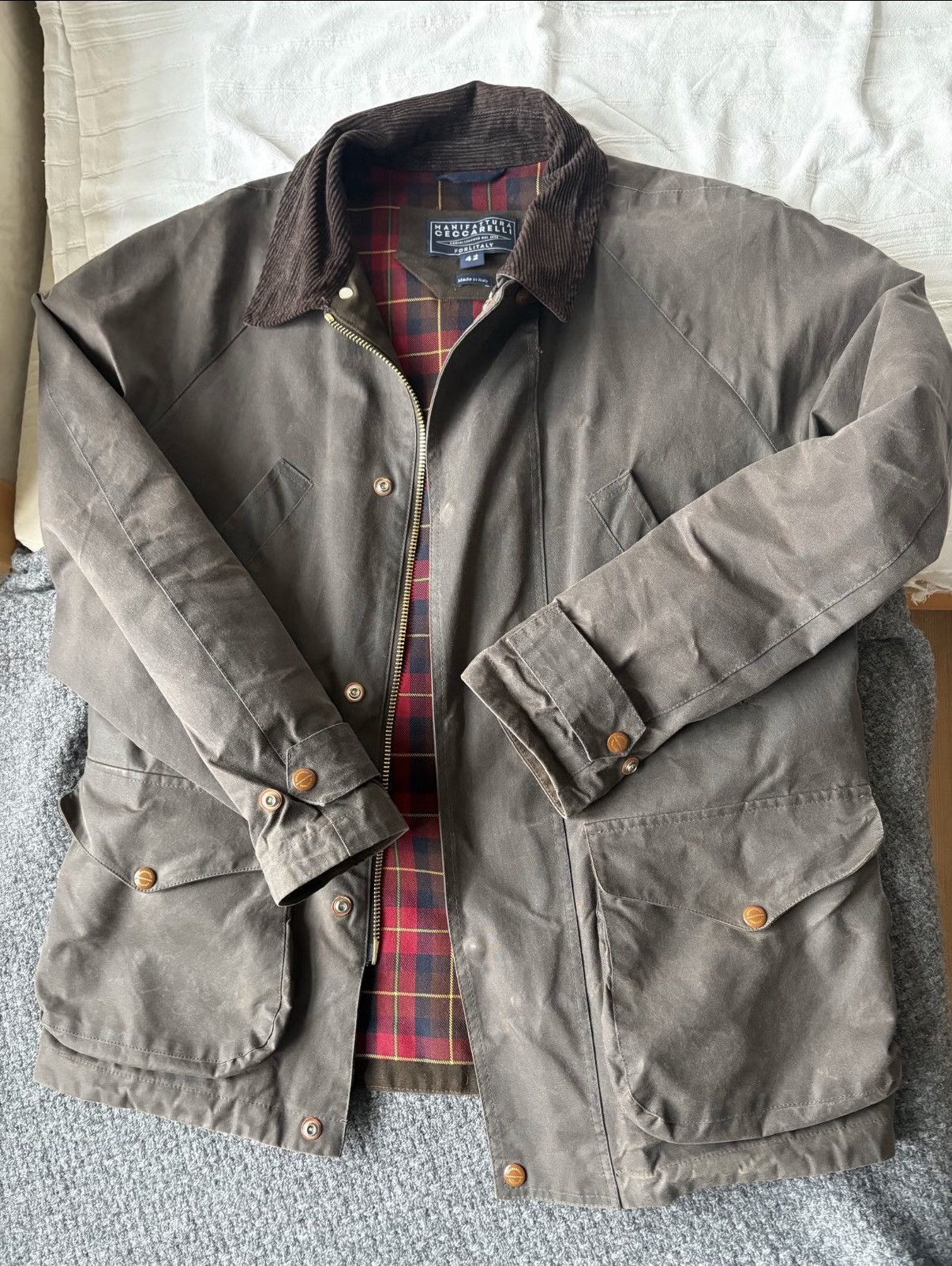 Manifattura Ceccarelli manifattura ceccarelli Rain Caban 42 (large) Size US L / EU 52-54 / 3 - 1 Thumbnail