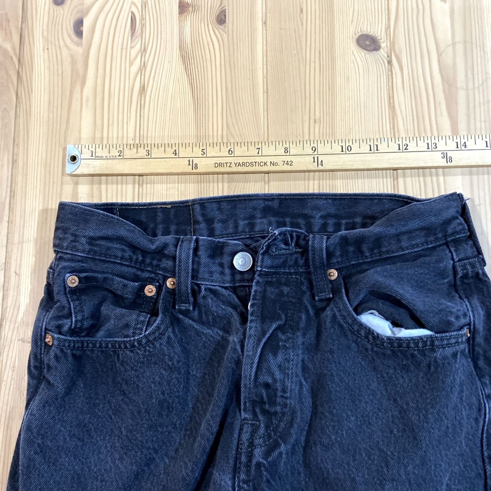 Levi's Levi's 501 Original Fit Jeans Mens 28x30 Black Wash Denim Button Fly 5-Pocket Regular Rise Vintage Theme USA 80s 90s Biker USA Mens Size US 28 / EU 44 - 4 Thumbnail