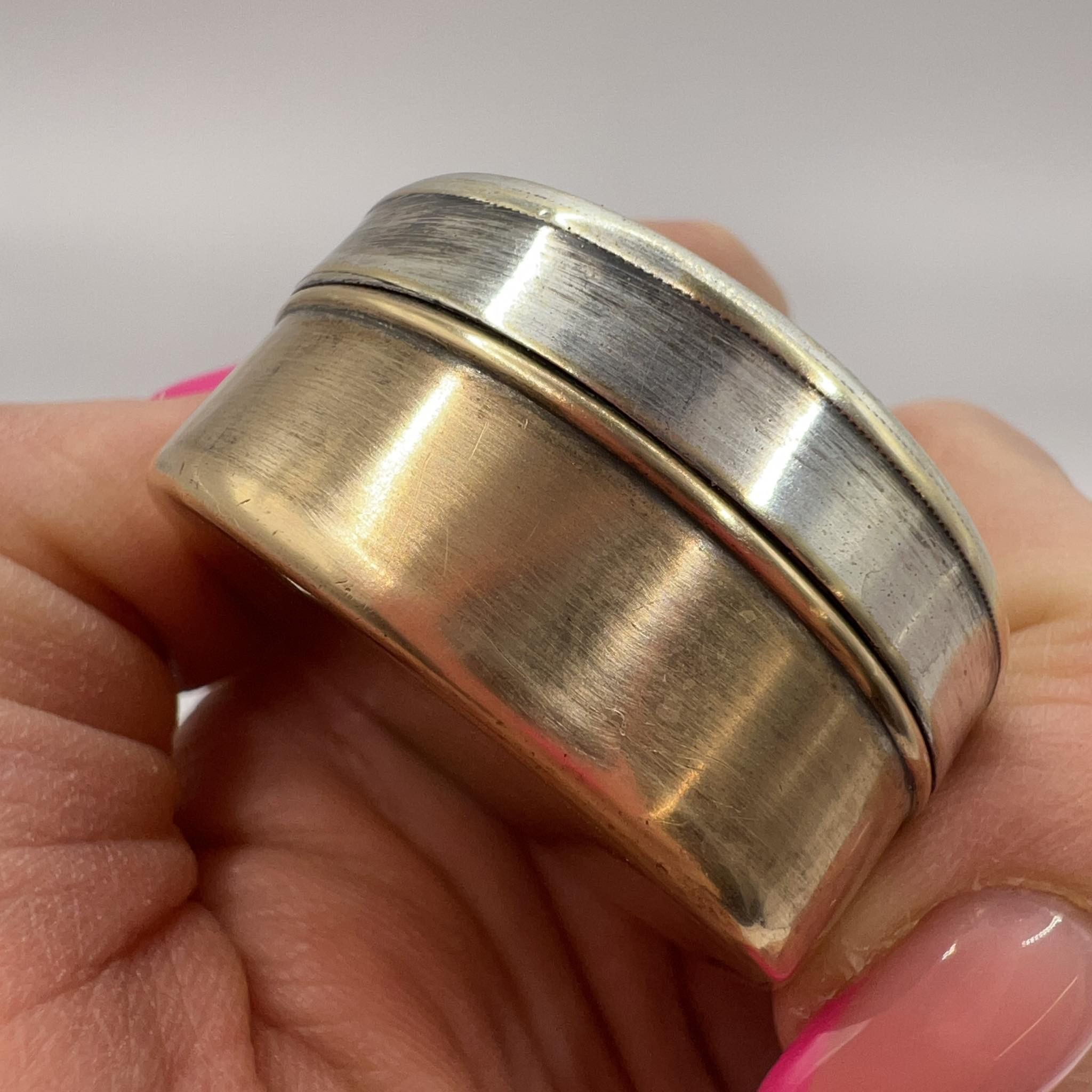 Vintage Antique Vintage Brass Hot Enamel Women's Jewelry Trinket Box Size ONE SIZE - 8 Thumbnail