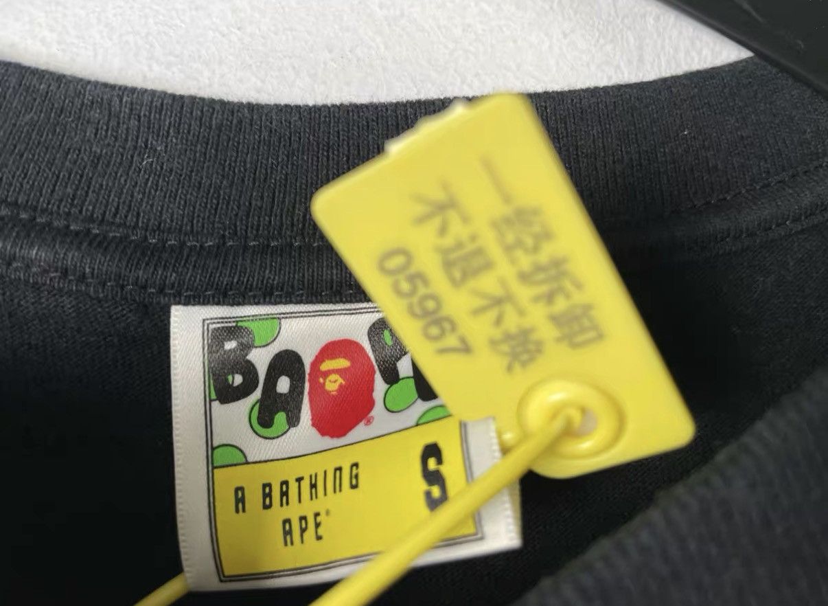 Bape Bape Holographic Green Logo Print Short Sleeve Tee J31 Size US S / EU 44-46 / 1 - 5 Thumbnail
