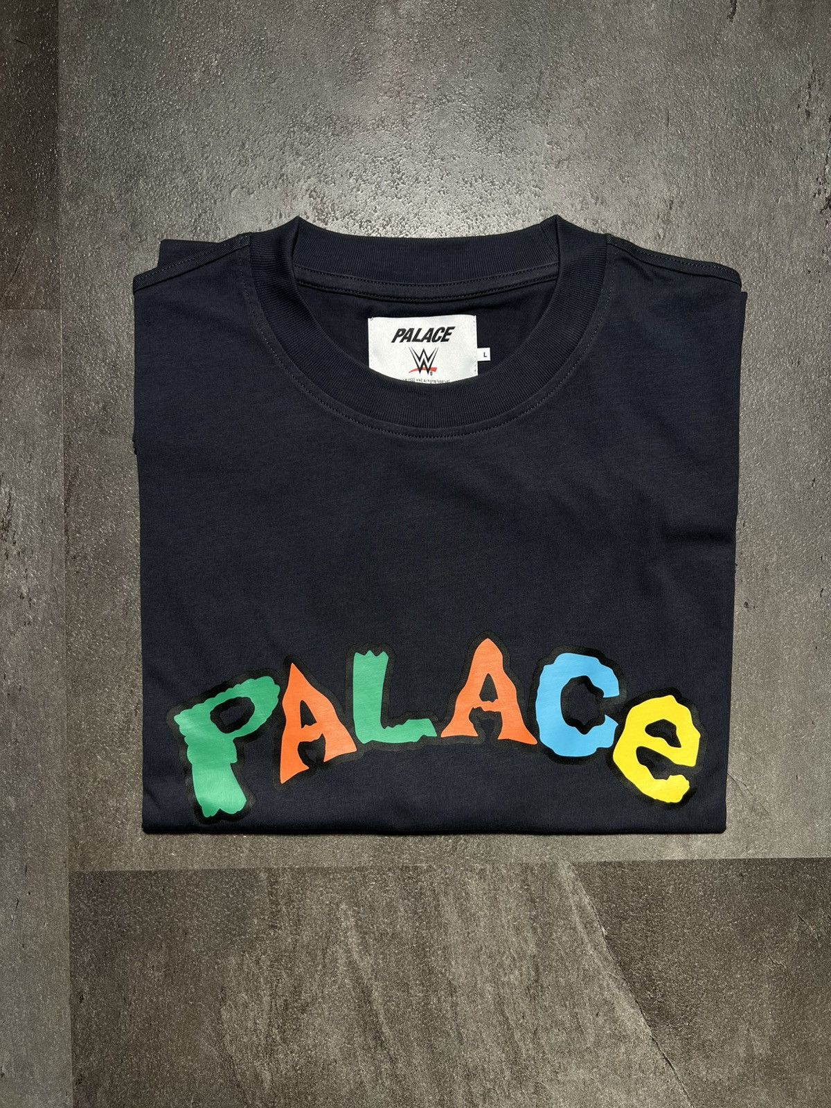 Palace × WWE Palace x WWE Tshirt Size US L / EU 52-54 / 3 - 5 Thumbnail