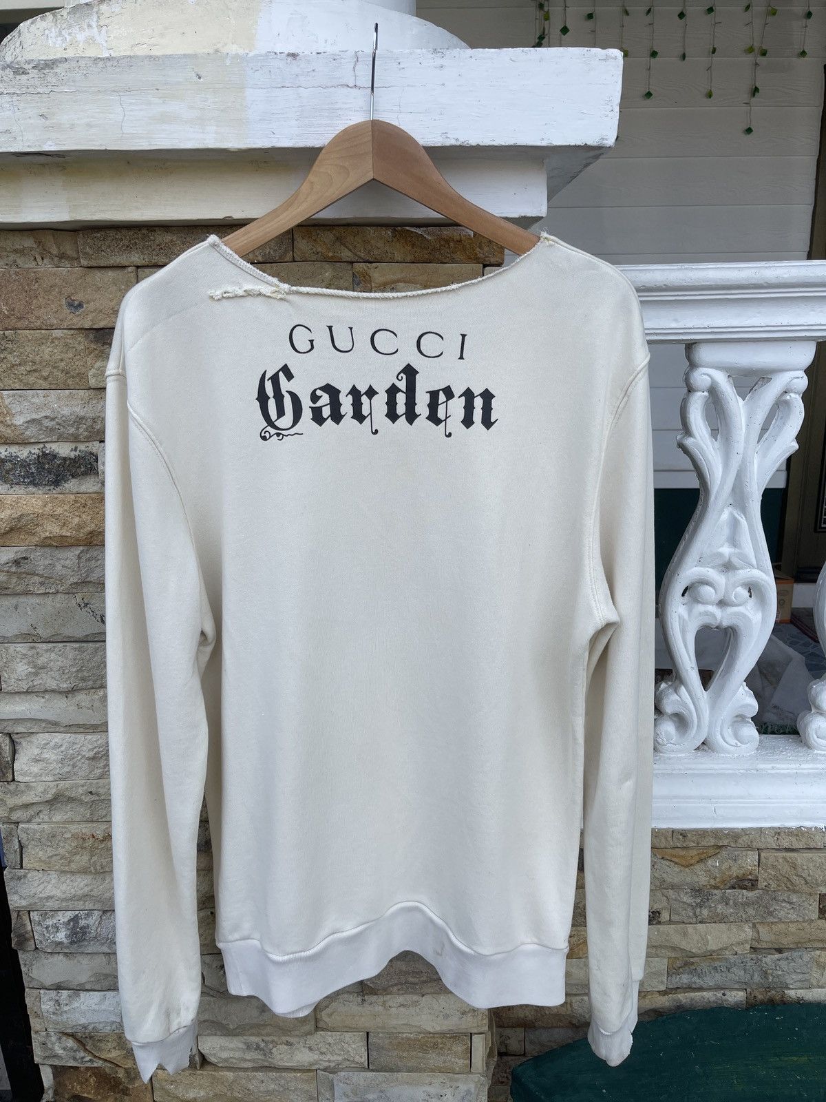 Gucci Rare🔥GUCCI Garden Via Della Vigna Nuova Thrashed Sweatshirt Size US L / EU 52-54 / 3 - 1 Thumbnail