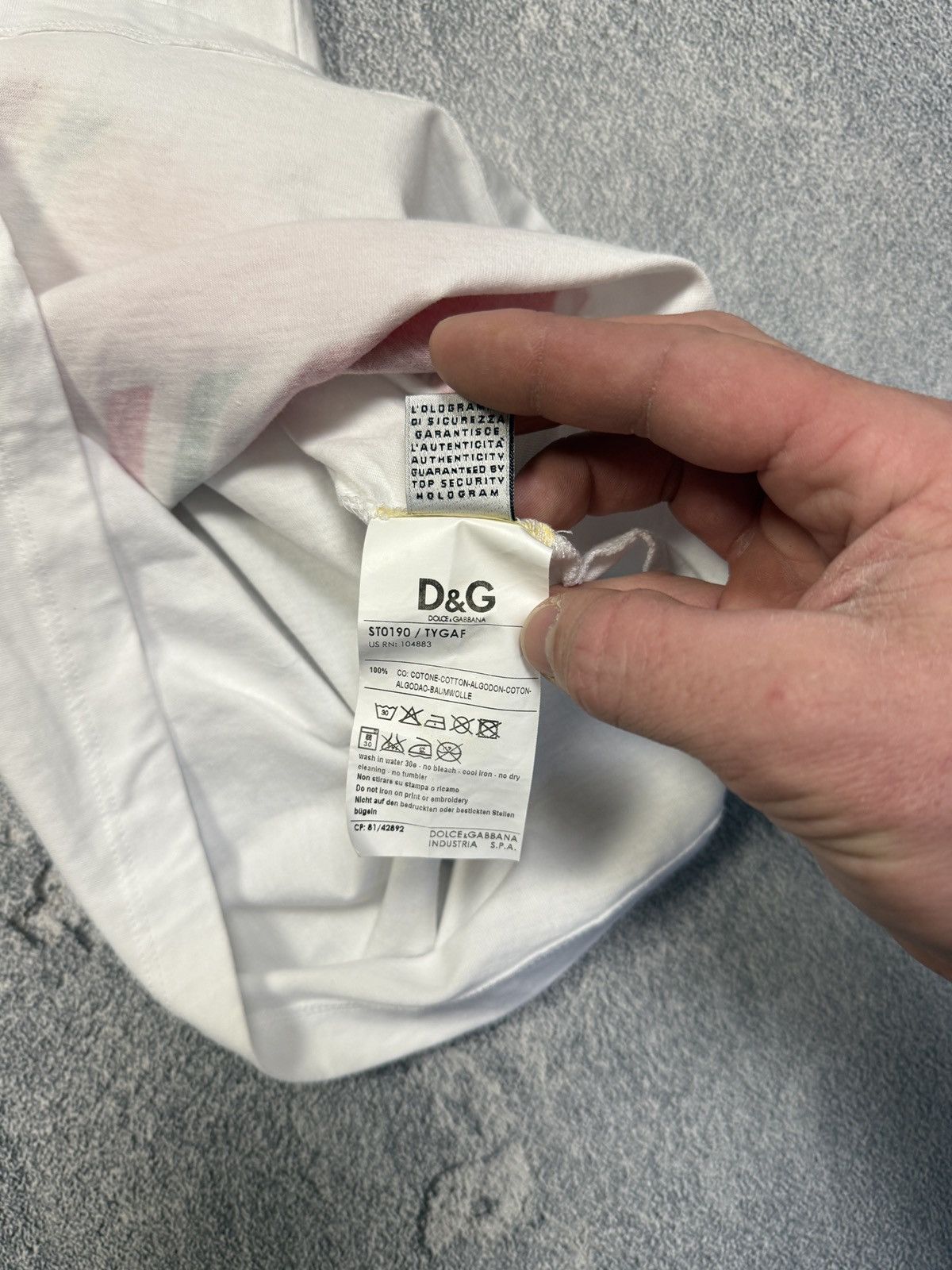 Dolce & Gabbana Dolce & Gabanna Tomato Logo Tee Size US XS / EU 42 / 0 - 10 Thumbnail