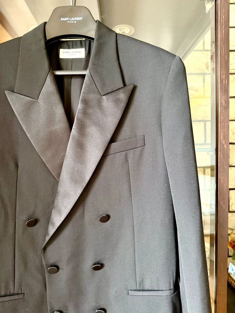 Saint Laurent Paris Saint laurent paris 22fw poster black satin gun-neck smokin Size 46R - 2 Thumbnail