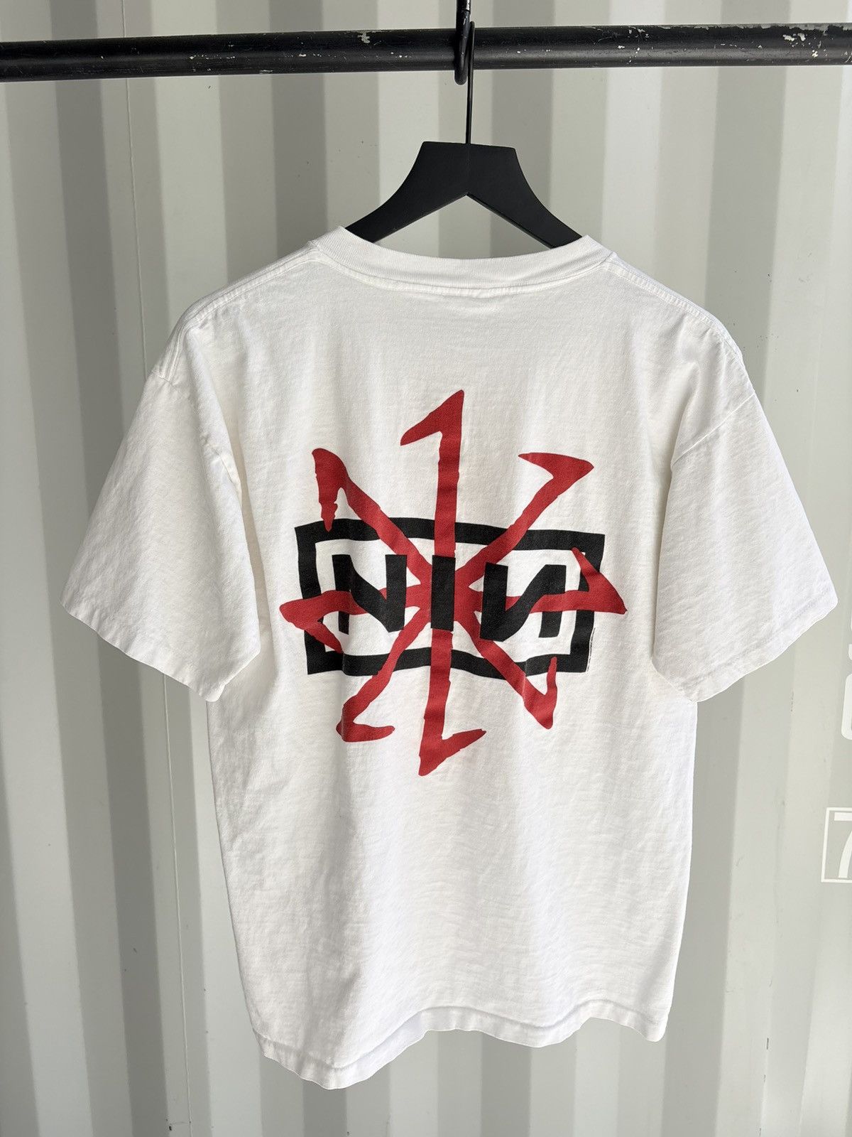 Band Tees Vintage Nine Inch Nails Shirt Faded Distressed Grunge Band Size US L / EU 52-54 / 3 - 1 Thumbnail