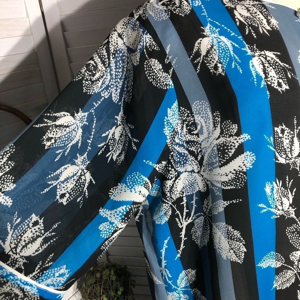 Bob Mackie Bob Mackie Wearable Art Duster Dress Floral Blue/Black sz 2X Size XS / US 0-2 / IT 36-38 - 6 Thumbnail