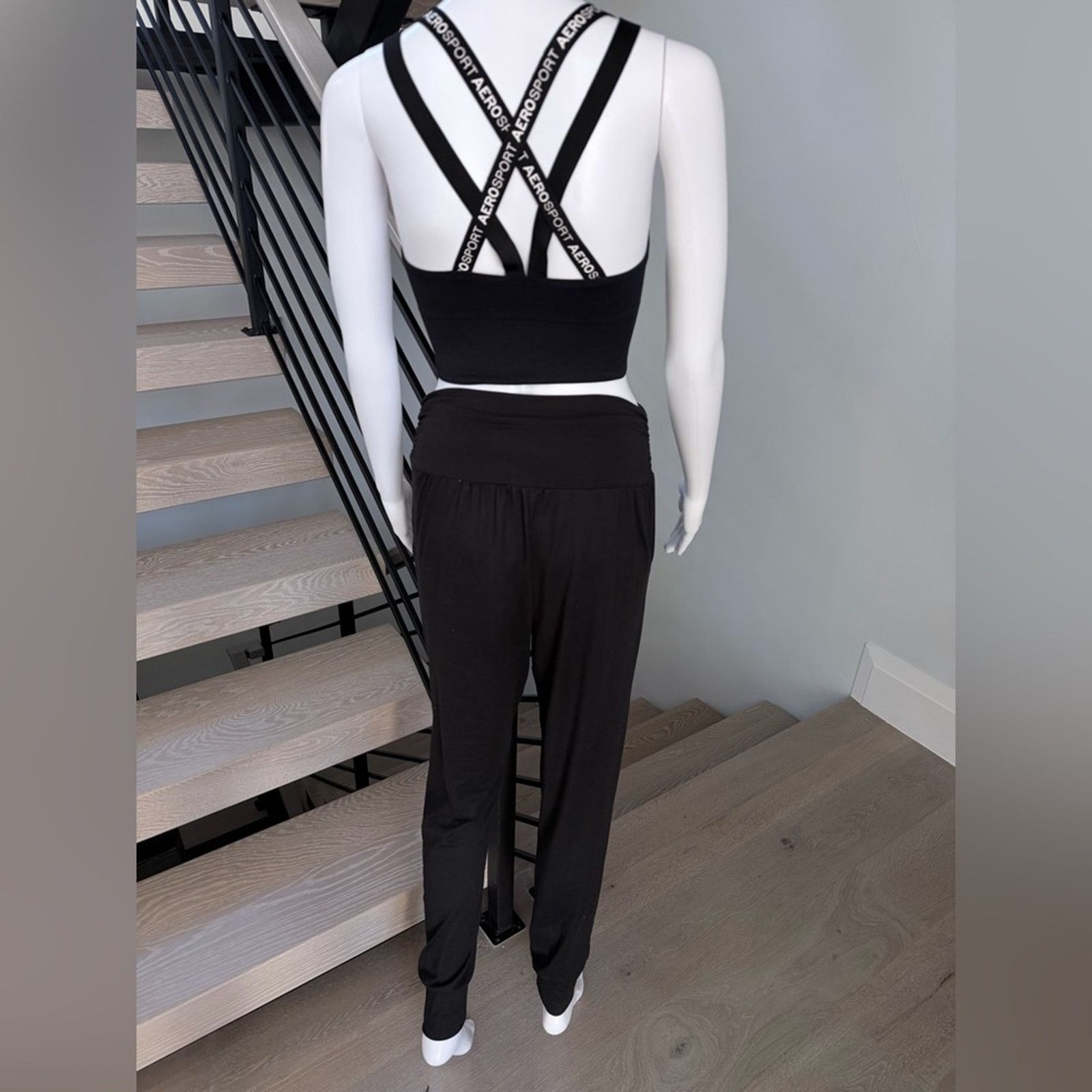 Other New Loungewear Black Sports Bra and Joggers Set size S Size S / US 4 / IT 40 - 4 Thumbnail