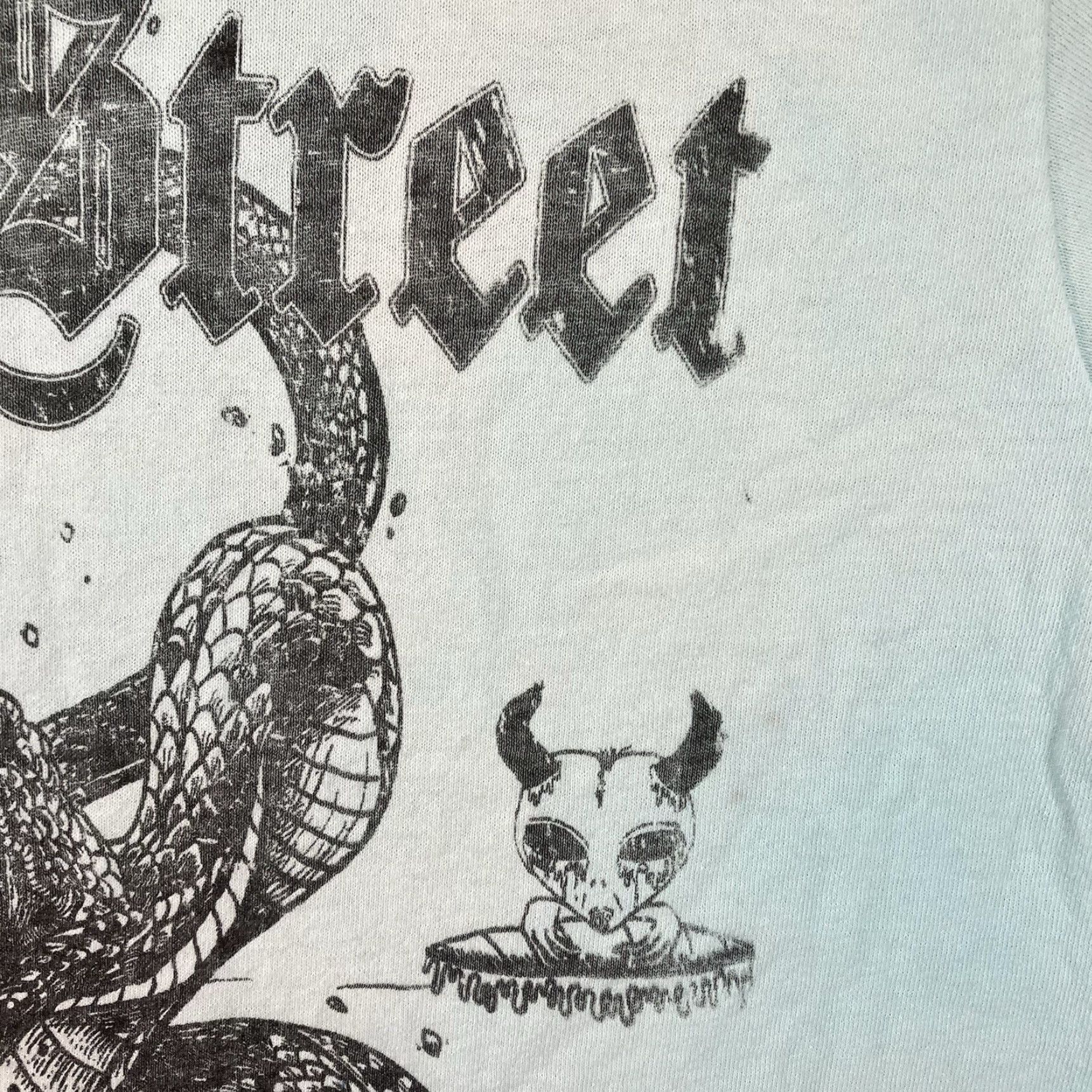 Delta VINTAGE Delta T-Shirt Unisex Adults L Crew Neck Short Sleeve Graphic Print Blue Punk Rock S&M Snakes Skulls Logo Limited Edition Band Merch 2000s Size US L / EU 52-54 / 3 - 7 Thumbnail