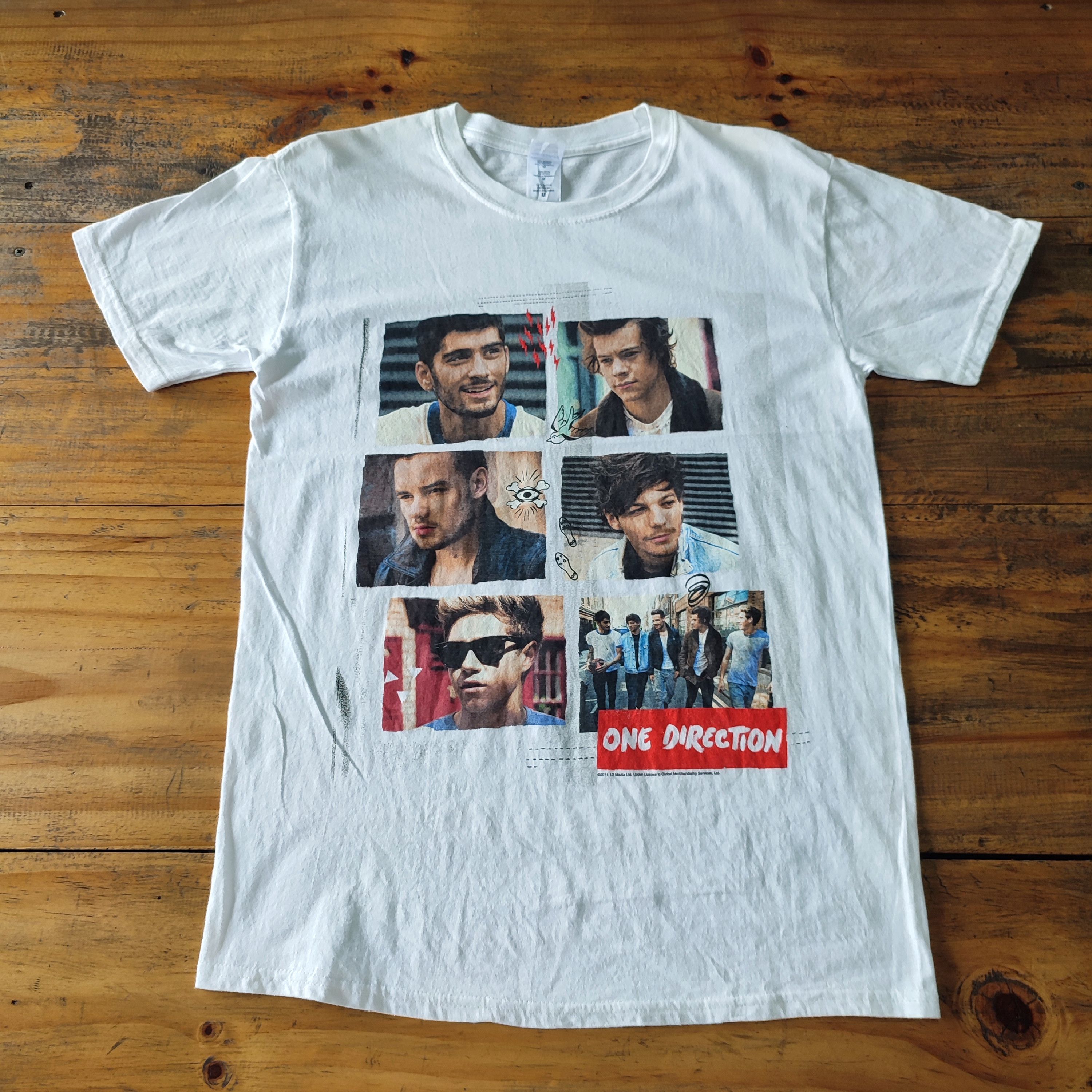 Band Tees RARE🔥 ONE DIRECTION T SHIRT Size US M / EU 48-50 / 2 - 2 Thumbnail